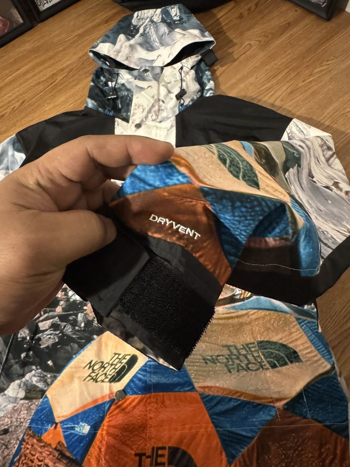 The North Face The North Face X Invincible The Expedition Series Mountain Size US XL / EU 56 / 4 - 14 Thumbnail