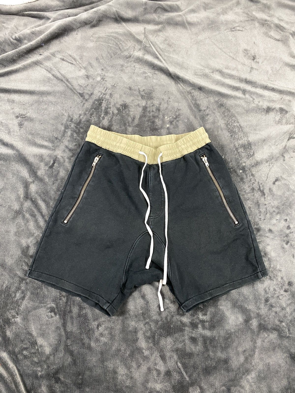 Pacsun fog shorts online