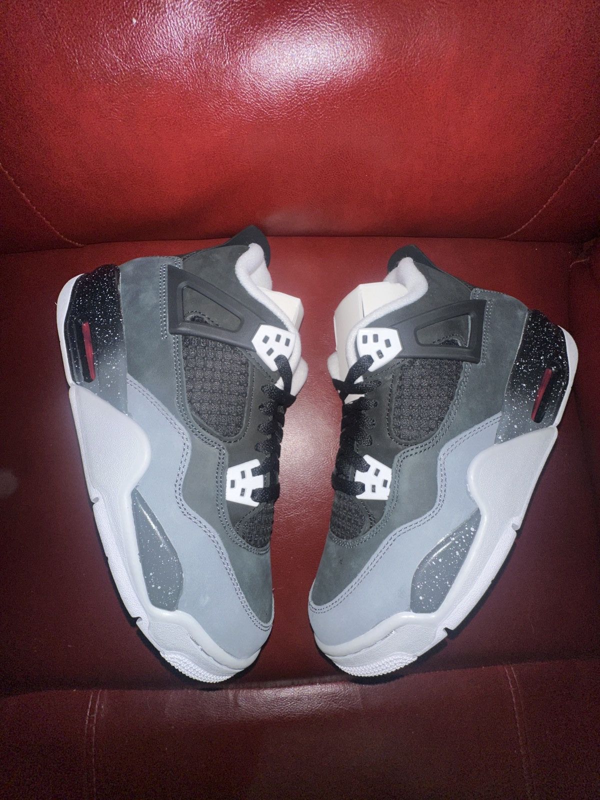Nike Jordan 4’s Fear Size US 6 / EU 39 - 1 Thumbnail