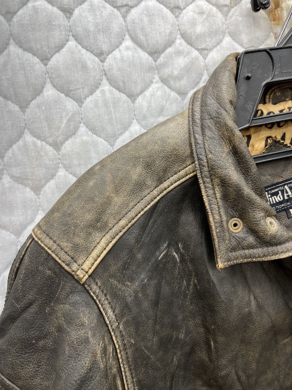 Vintage 🔥🔥🔥STEALS CAPTAIN CHARLES LINDBERG TRIUMPH LEATHER JACKET Size US M / EU 48-50 / 2 - 10 Thumbnail