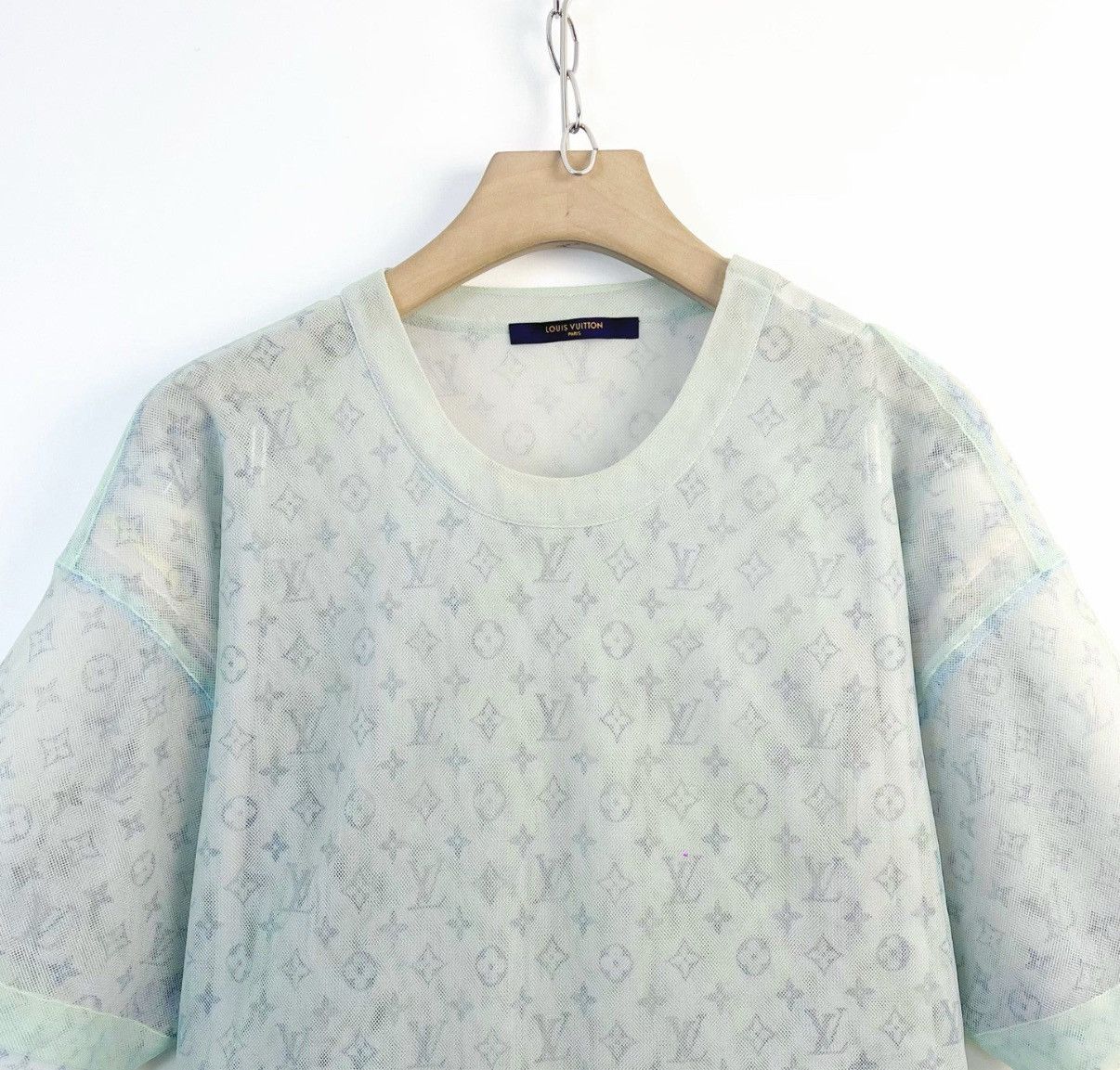 Louis Vuitton Louis Vuitton / LV Colorful Organza Print Short Sleeve K12 Size US L / EU 52-54 / 3 - 3 Thumbnail