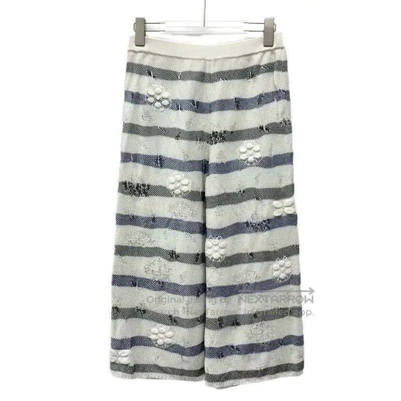 Chanel Chanel Striped Casual Pants in Size S . Size 23" - 2 Thumbnail