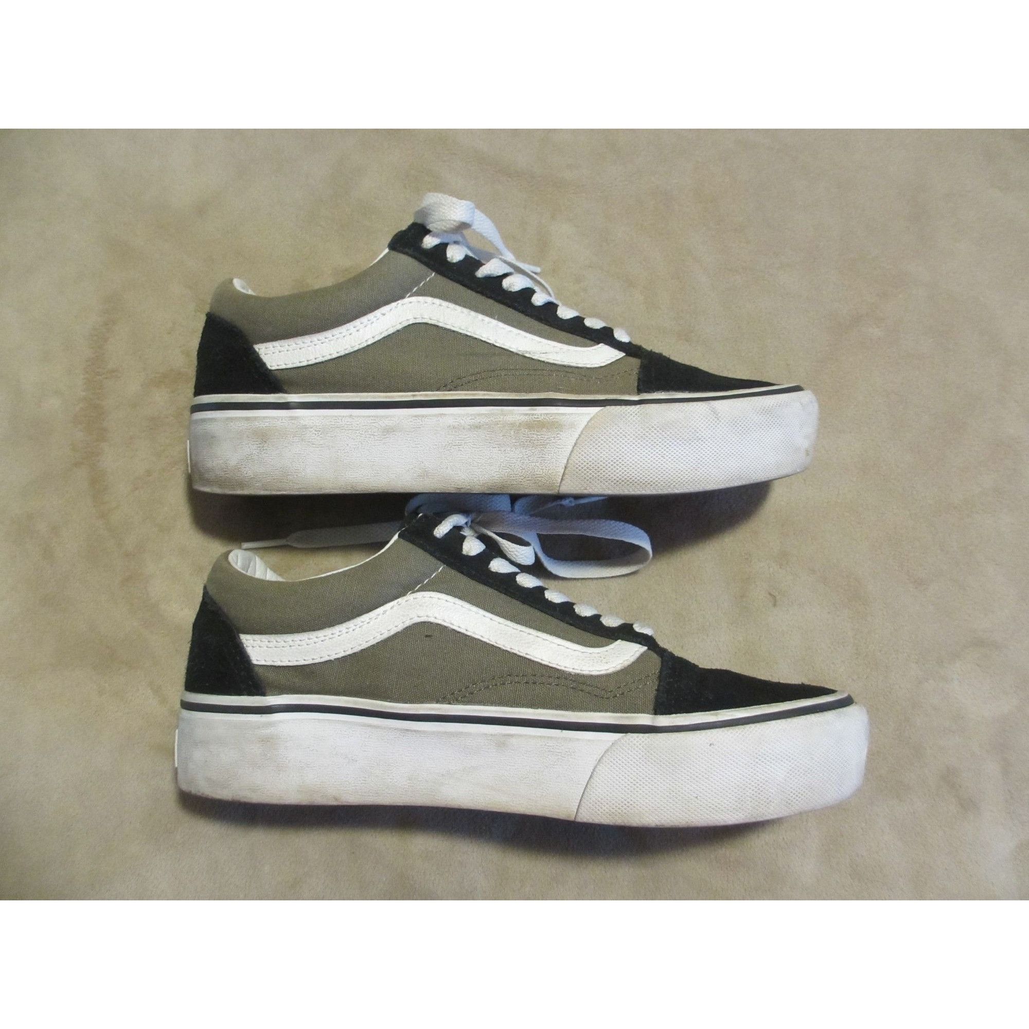 Vans Vans Old Skool Black & White Low-Top Sneakers Womens size 8 Size US 8 / IT 38 - 2 Thumbnail