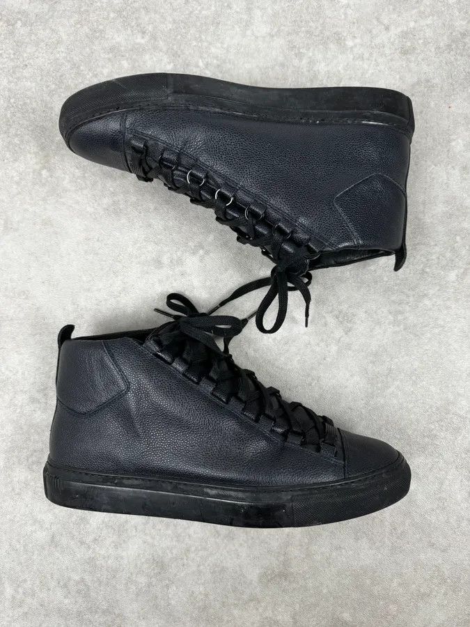 Balenciaga 2010s Balenciaga Dark Navy Arena Grained Leather High Sneakers Size US 9.5 / EU 42-43 - 3 Thumbnail