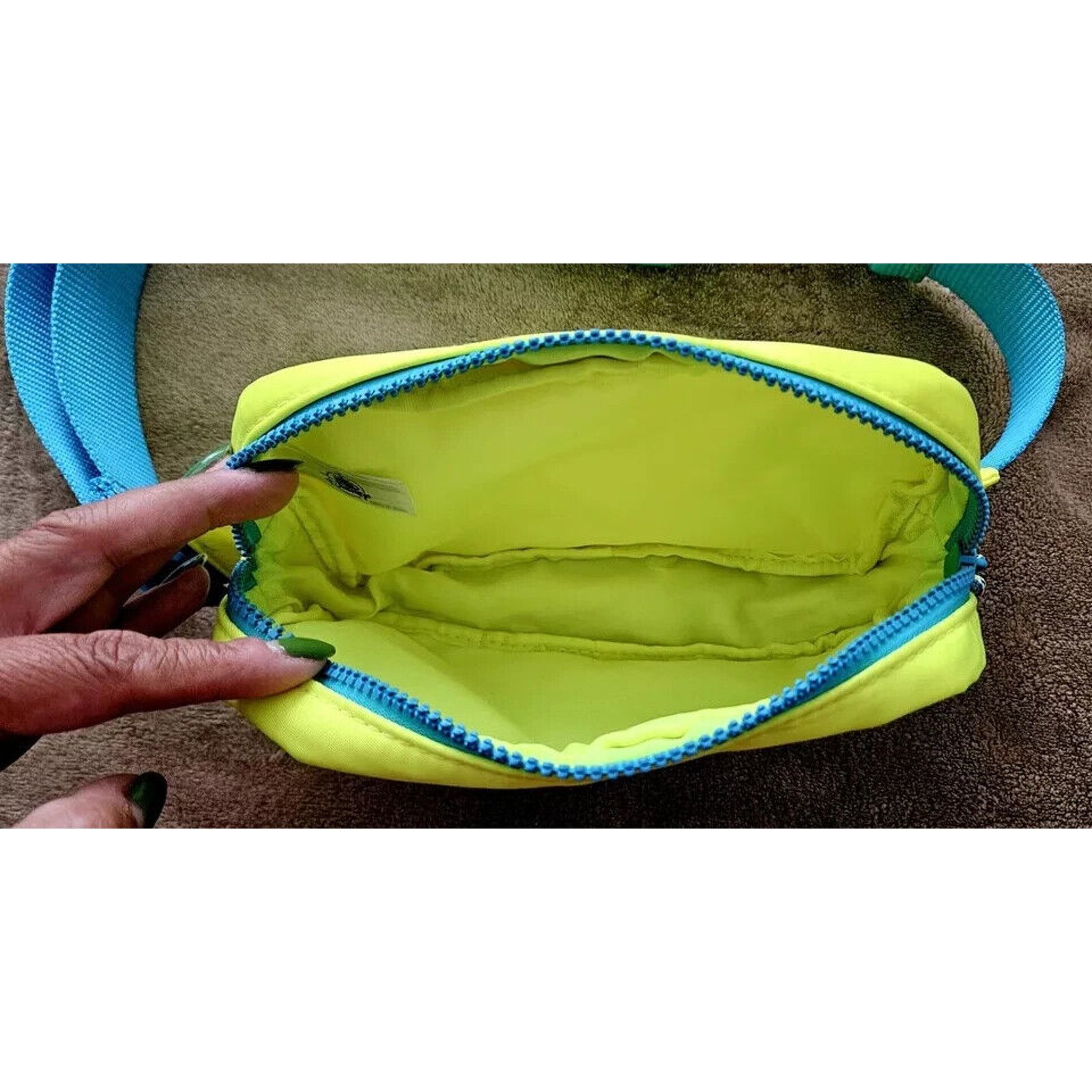 Disney Disneyland Resort Blue On Chartreuse FannyPack Waist Bag 9×5 Size ONE SIZE - 2 Thumbnail
