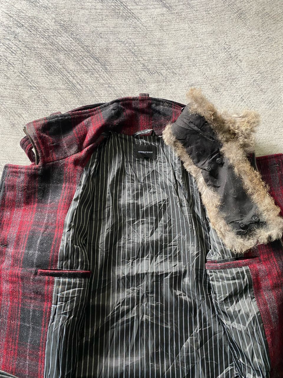 If Six Was Nine Rattle Trap Wool Plaid Rabbit Fur Collar Peacoat Jacket Size US M / EU 48-50 / 2 - 10 Thumbnail
