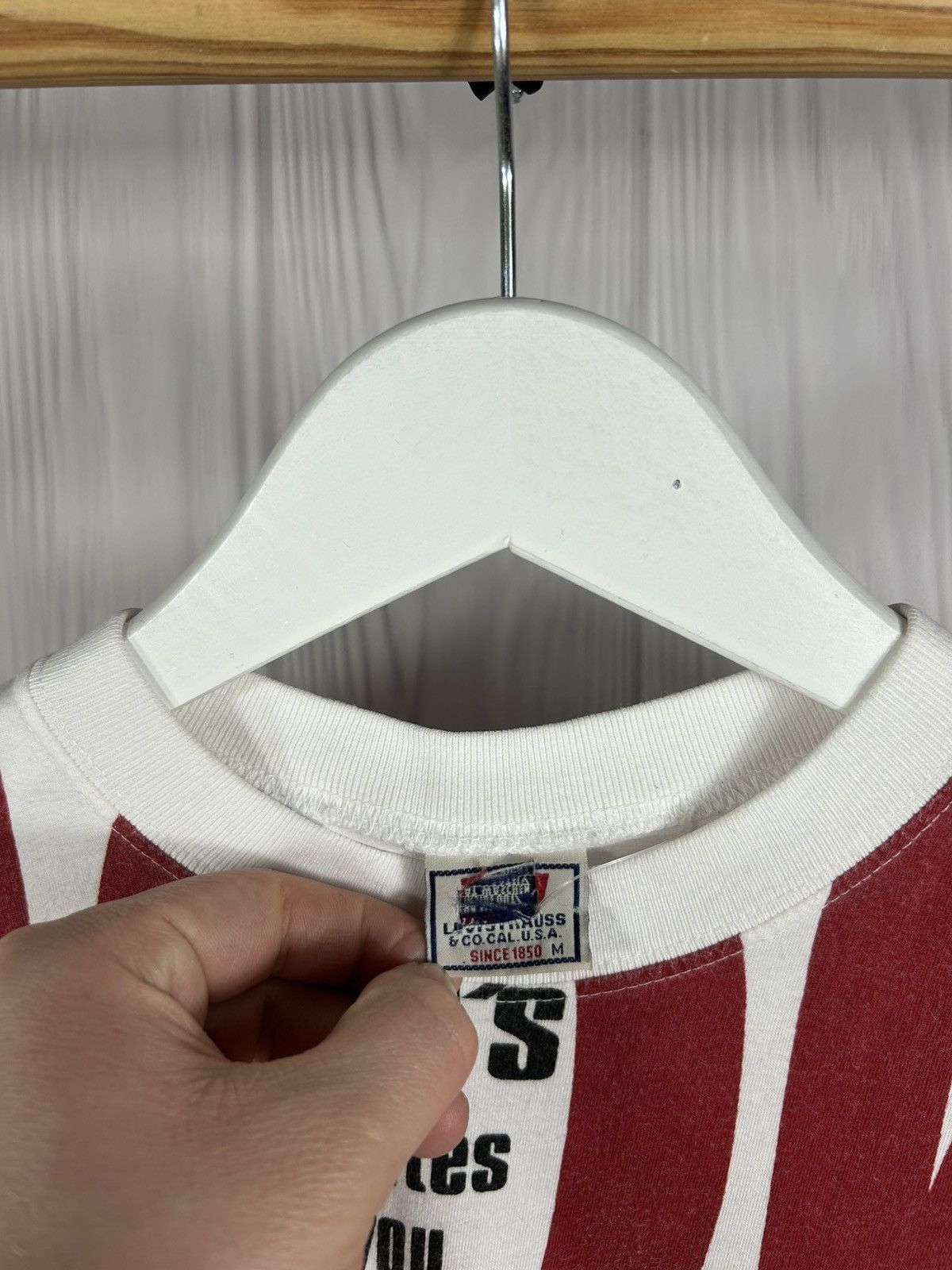 Levi's Vintage Clothing Rare Limited Vintage Levi’s WOW Big Print Size M Size US M / EU 48-50 / 2 - 7 Thumbnail