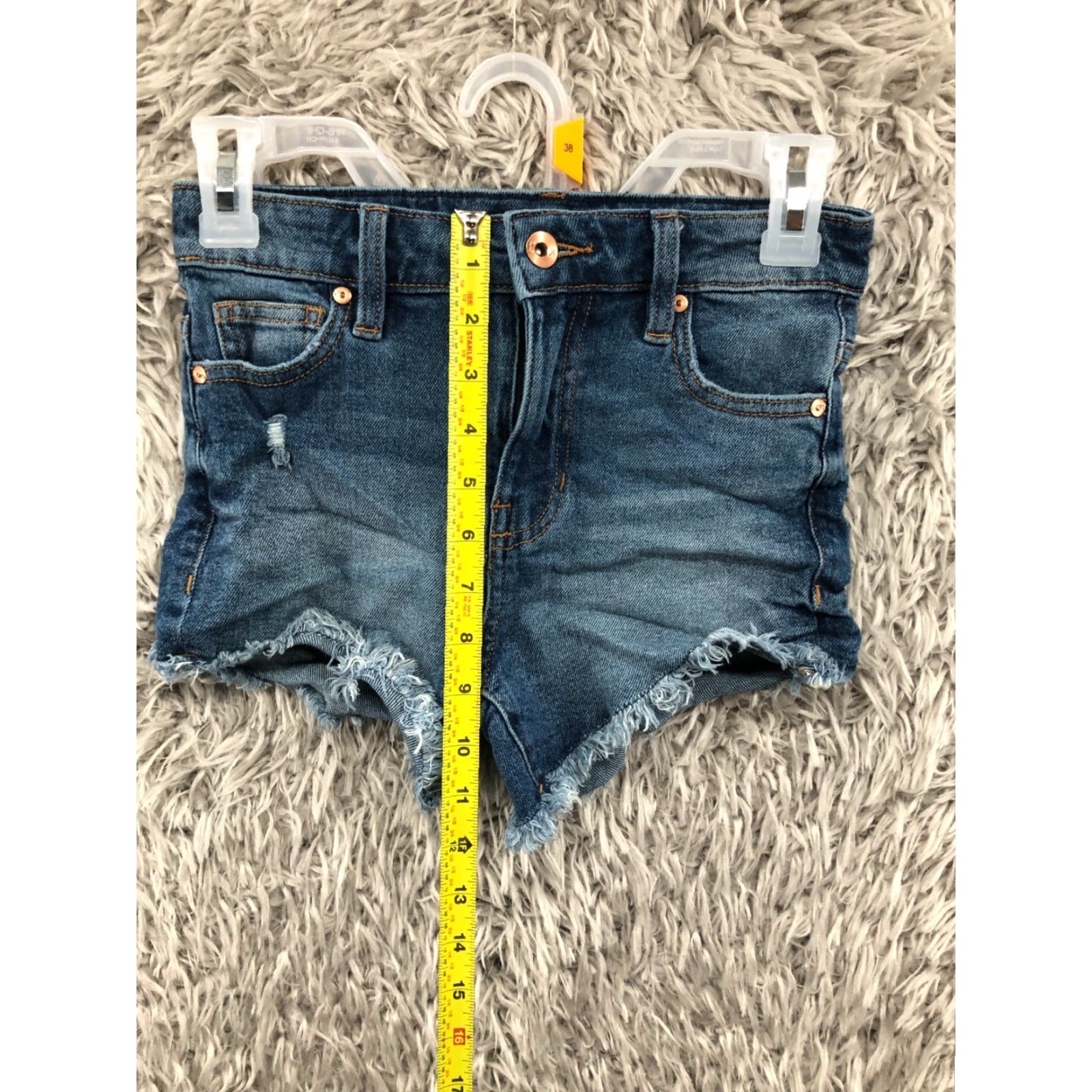 Vintage Kendall & Kylie Shorts Womens size 0 Drifter High Rise Dark Wash Blue Denim Jean Neighborhood Size 25" / US 0 / IT 36 - 3 Thumbnail