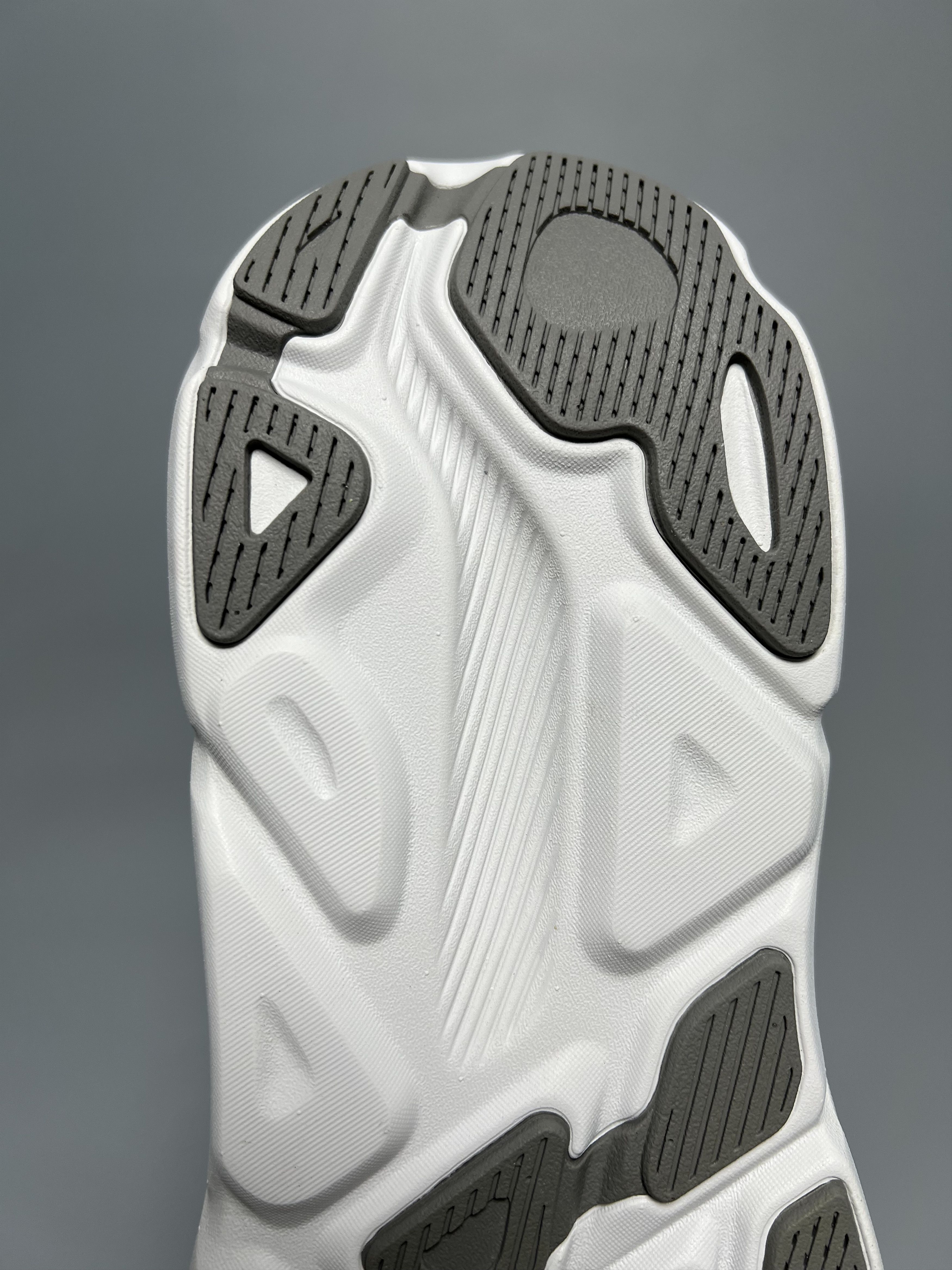 Hoka 11.5D Hoka One One Clifton 9 Running Shoes 1127895-HMBC Size US 11.5 / EU 44-45 - 15 Thumbnail