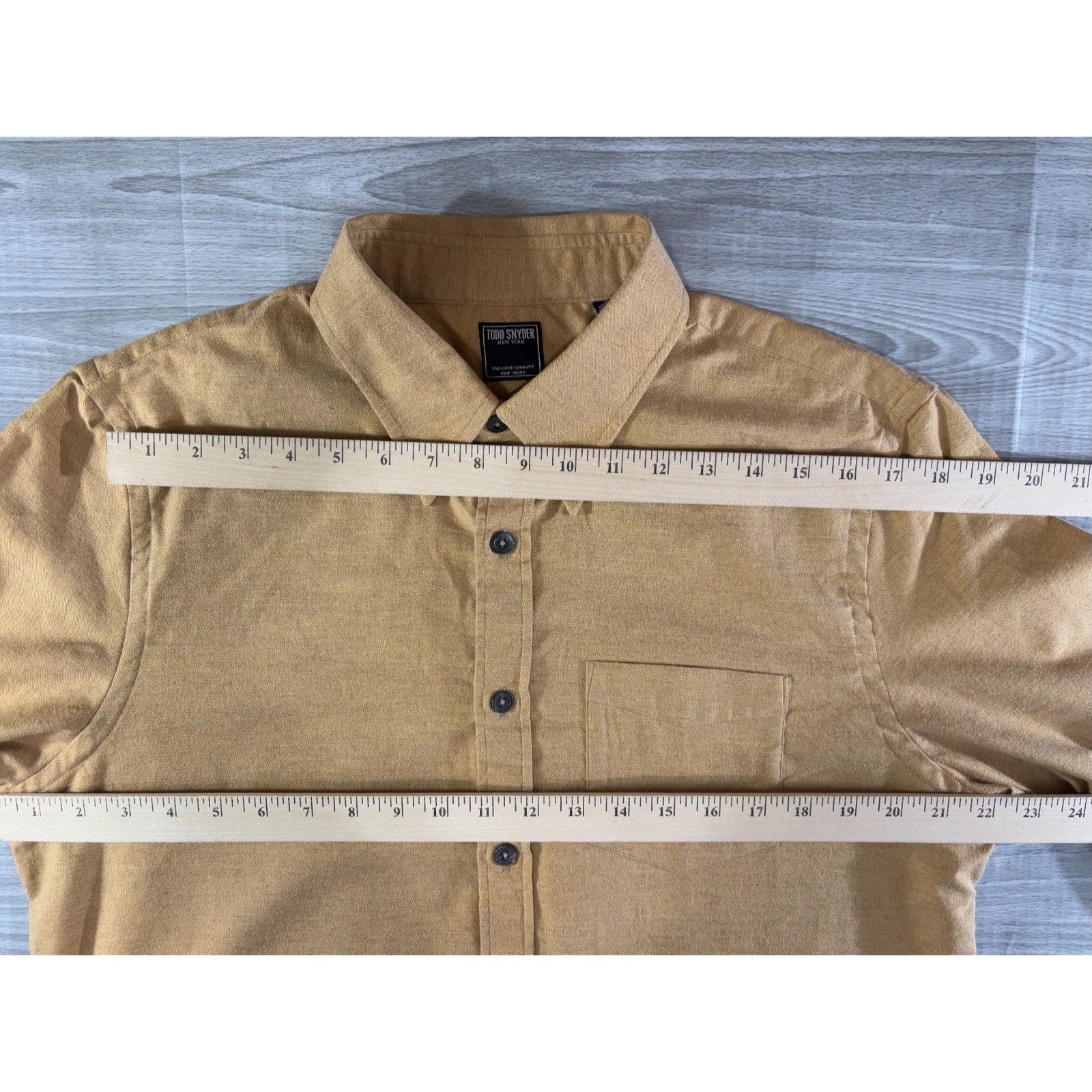 Todd Snyder Todd Snyder Flannel Shirt size L color camel NWT made in Por Size US L / EU 52-54 / 3 - 7 Thumbnail