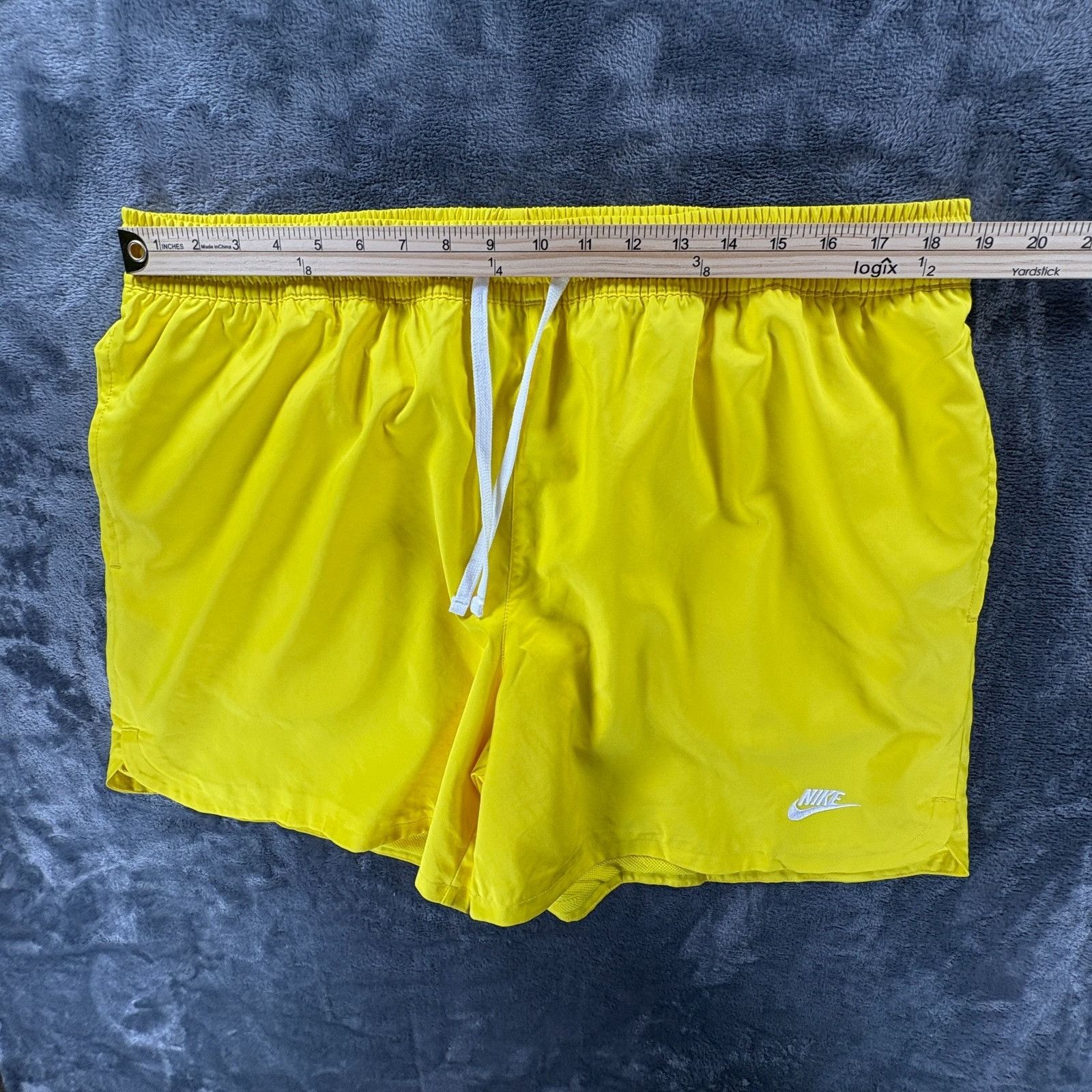 Nike Nike Men XXL Club Woven Lined Shorts Opti Yellow DM6829‑731 Size US 38 / EU 54 - 8 Thumbnail