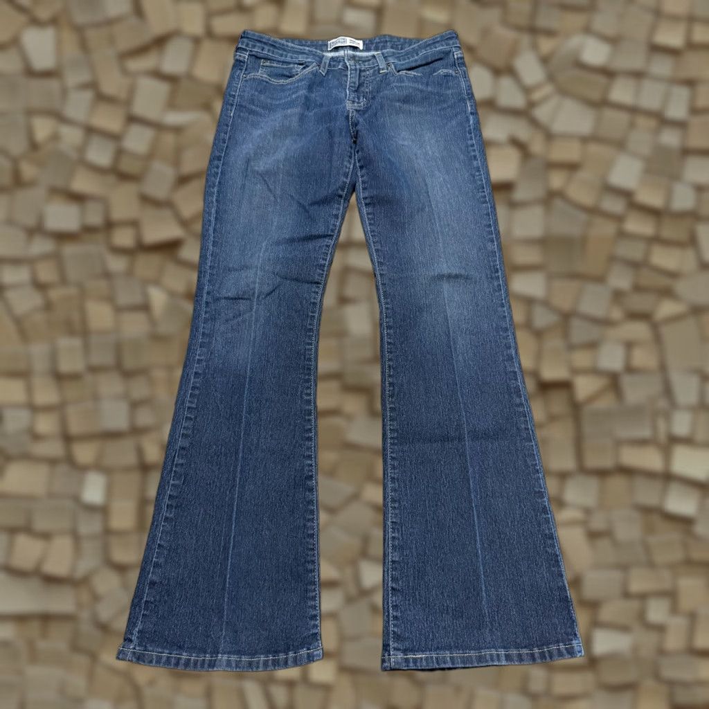 Levi's Levi's Jeans Women's Size 12M Denim Blue Modern Bootcut Mid Rise 5-Pocket Regular Inseam 30.5 in Stretch Jeans Womens Size 34" / US 12 / IT 48 - 1 Thumbnail