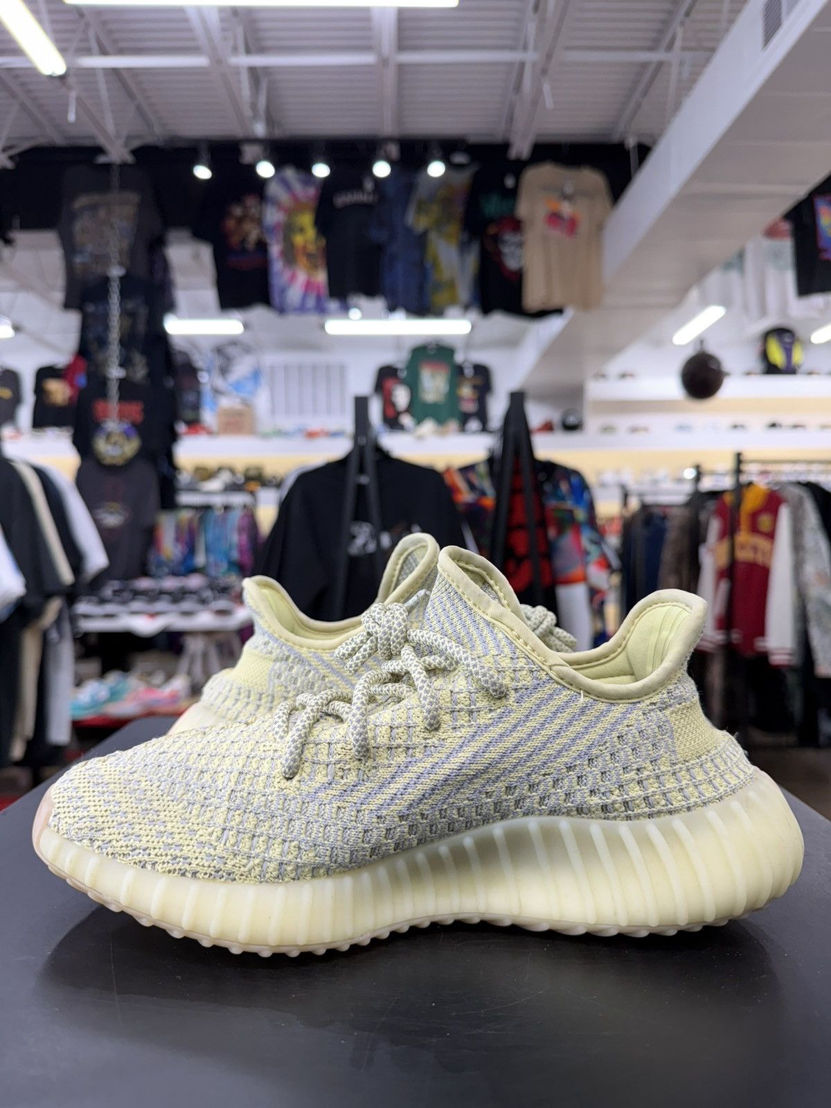 Adidas Yeezy Boost 350 V2 Antlia Size 6 (2019) Size US 6 / EU 39 - 4 Thumbnail