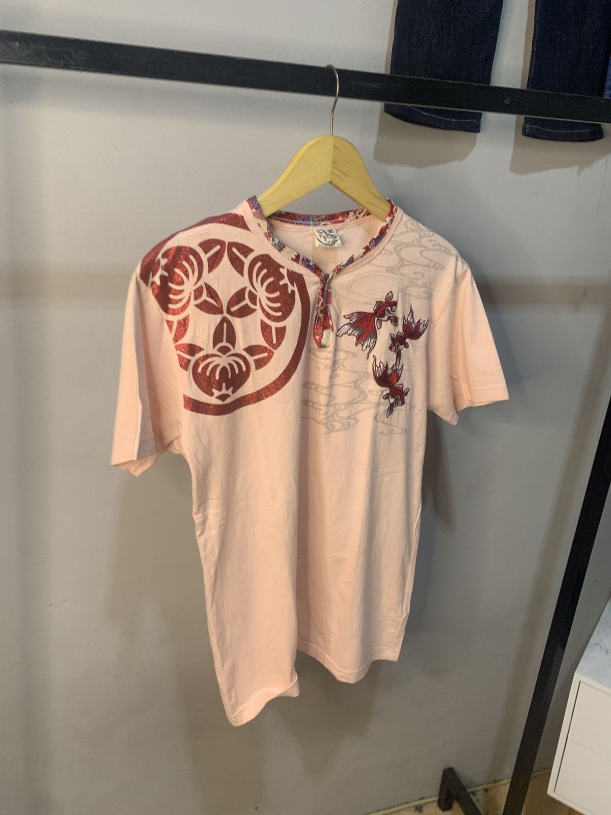 Karakuri Tamashii Koi Embroidery Kara Kuri Style Tshirt Size US M / EU 48-50 / 2 - 1 Thumbnail