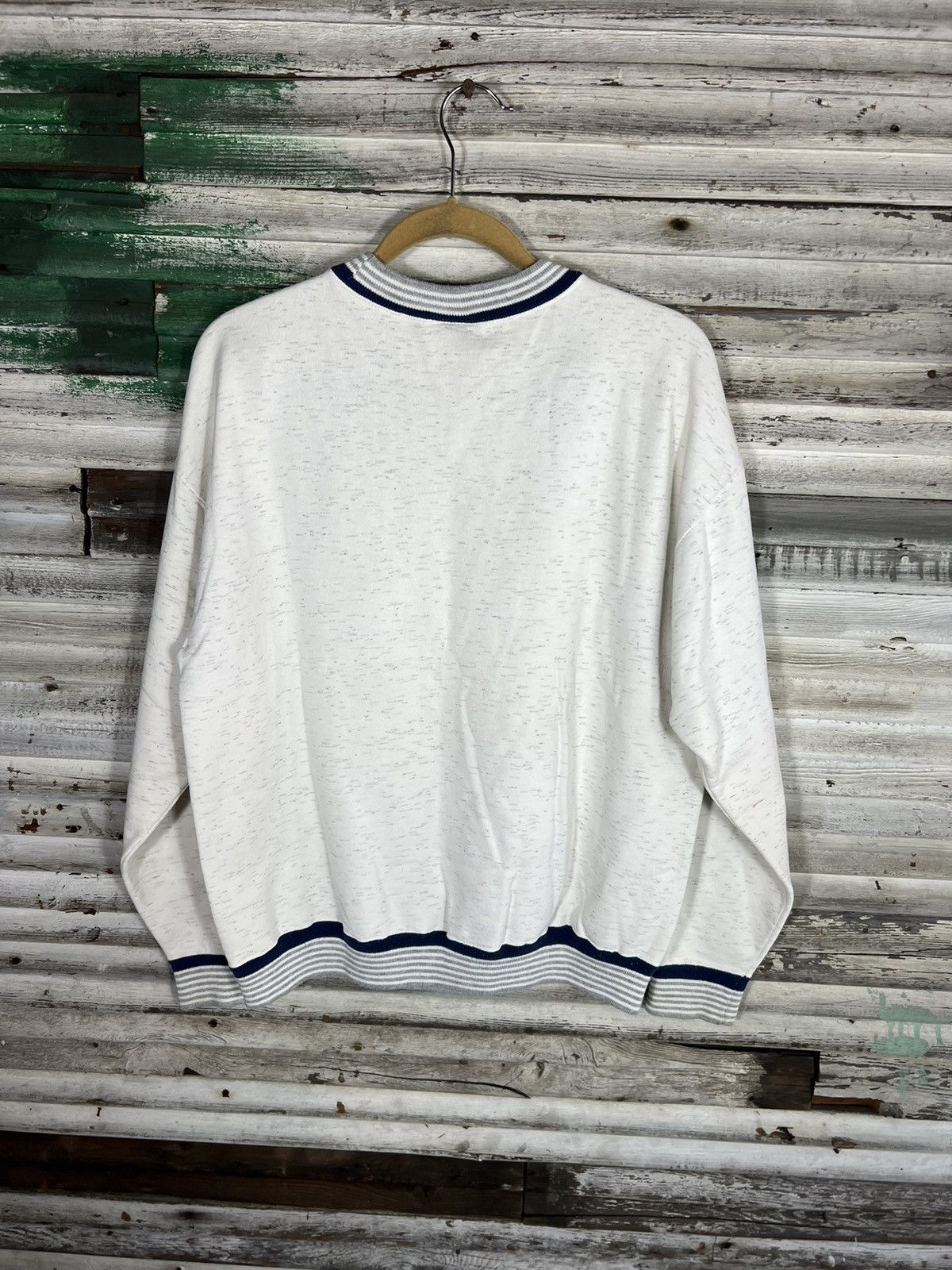 Vintage Vintage 1990s Sweatshirt Size US L / EU 52-54 / 3 - 6 Thumbnail