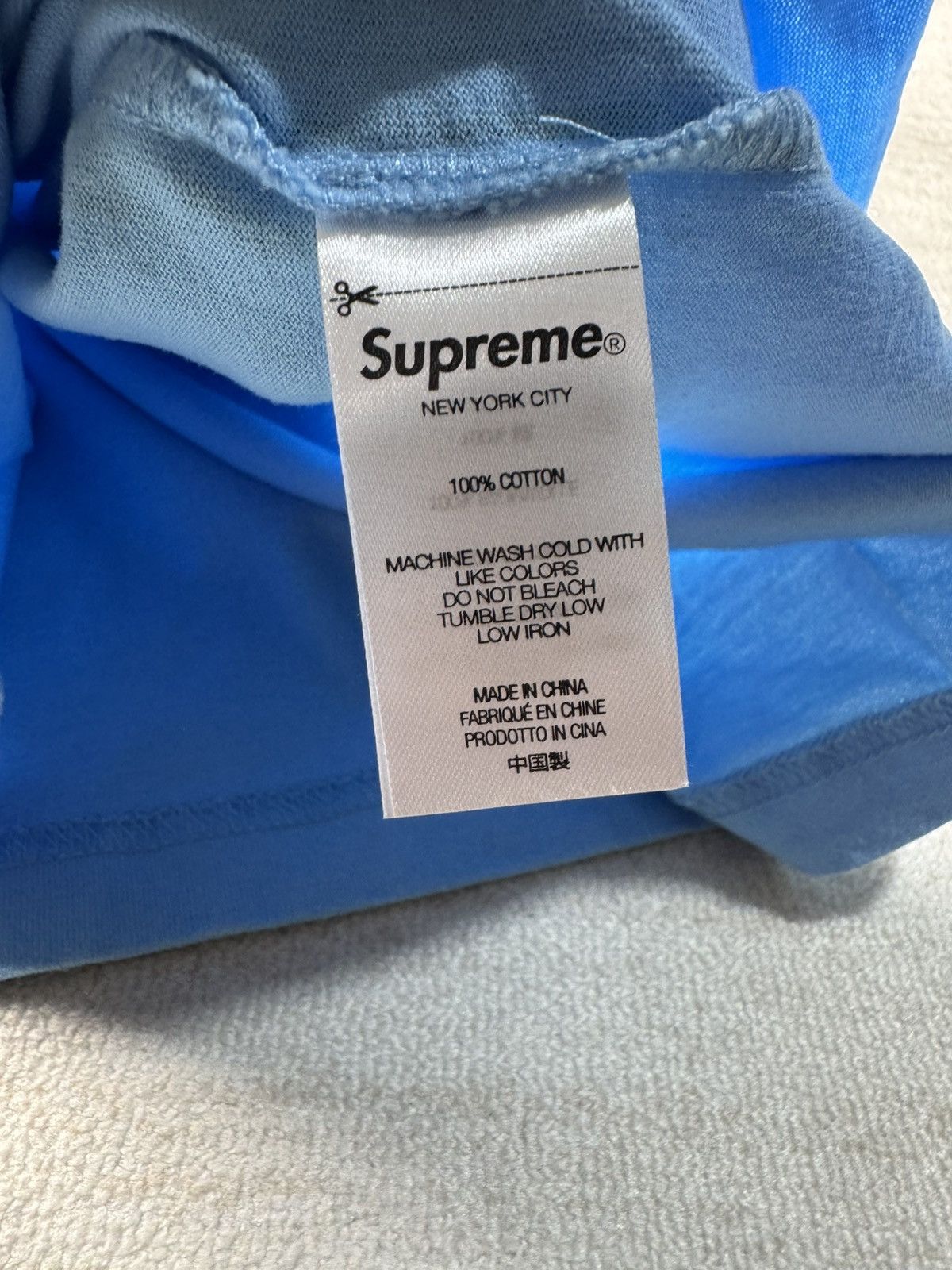 Supreme Gradient top Size US L / EU 52-54 / 3 - 4 Thumbnail