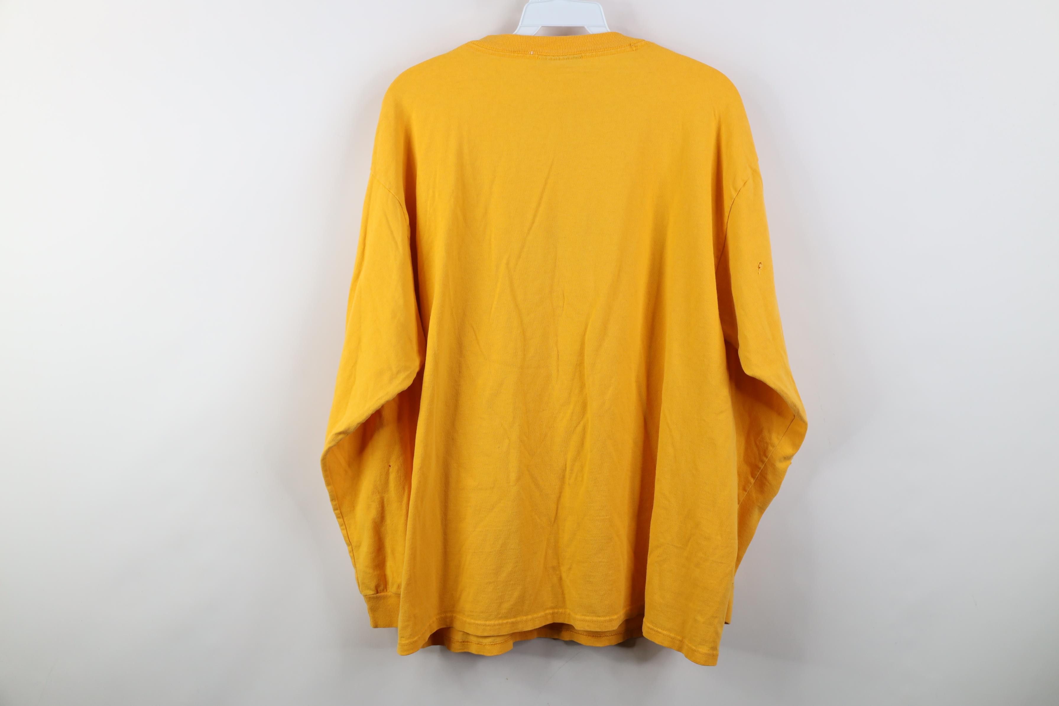 Vintage Vintage 90s Y2K University of Michigan Long Sleeve T-Shirt Size US M / EU 48-50 / 2 - 15 Thumbnail