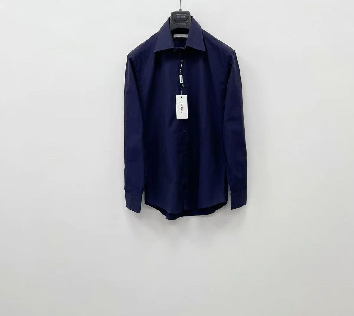 Versace VERSACE VC Embroidered 100% Cotton Long Sleeve Shirt J30 Size US M / EU 48-50 / 2 - 1 Thumbnail