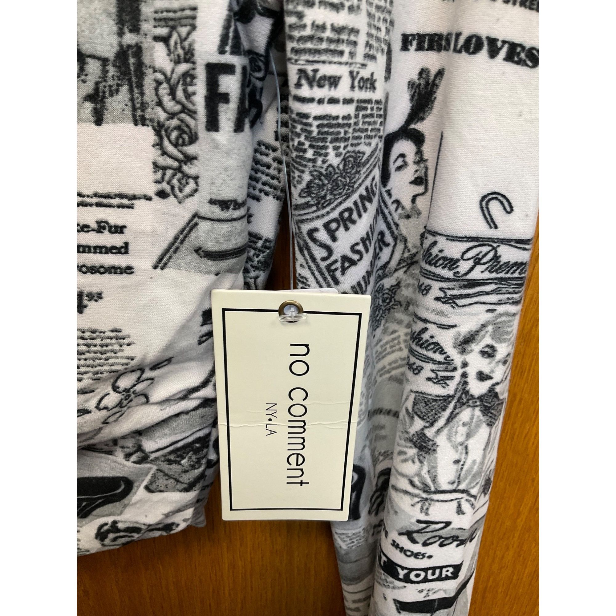 Other No Comment NY/LA Black & White Newspaper Print Long Sleeve C Size S / US 4 / IT 40 - 5 Thumbnail