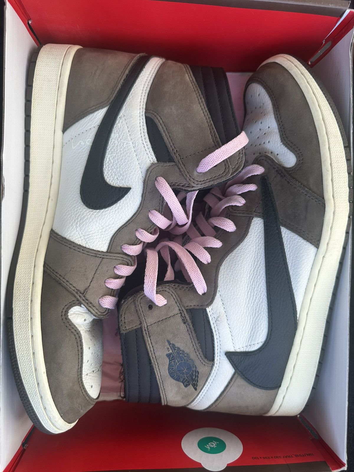 Jordan Brand × Travis Scott Jordan 1 Retro High OG SP Travis Scott Mocha Size US 12 / EU 45 - 2 Thumbnail