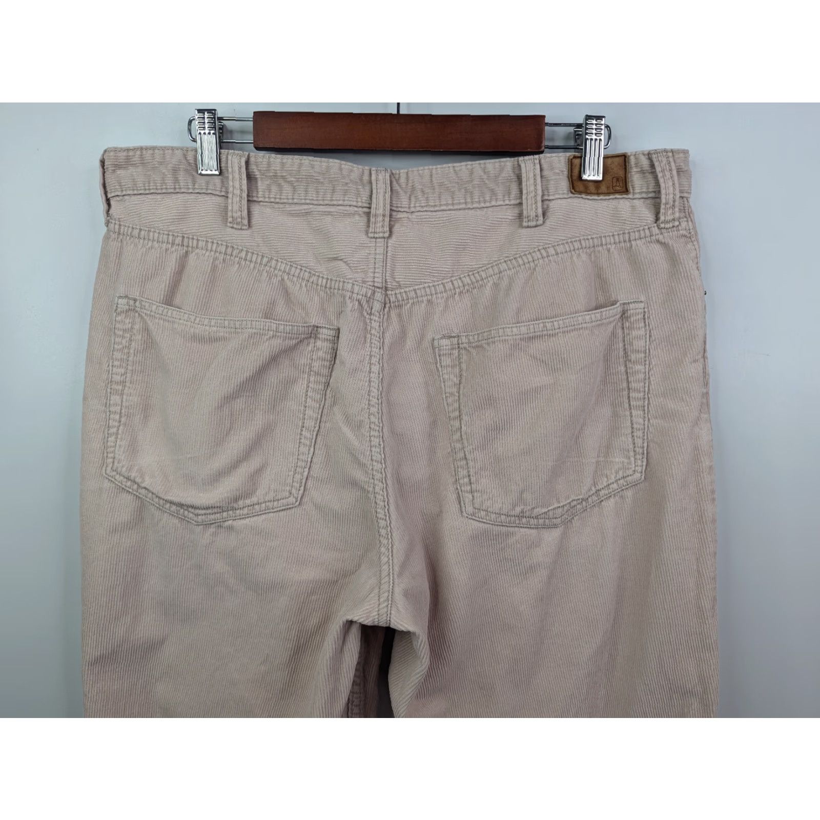 Lands' End Lands' End Men's Pants Corduroy 5-Pocket 38 Regular Beige Cotton Flat Front Vintage No 80s 90s Preppy Business Casual Travel Workwear Mens Size US 38 / EU 54 - 7 Thumbnail