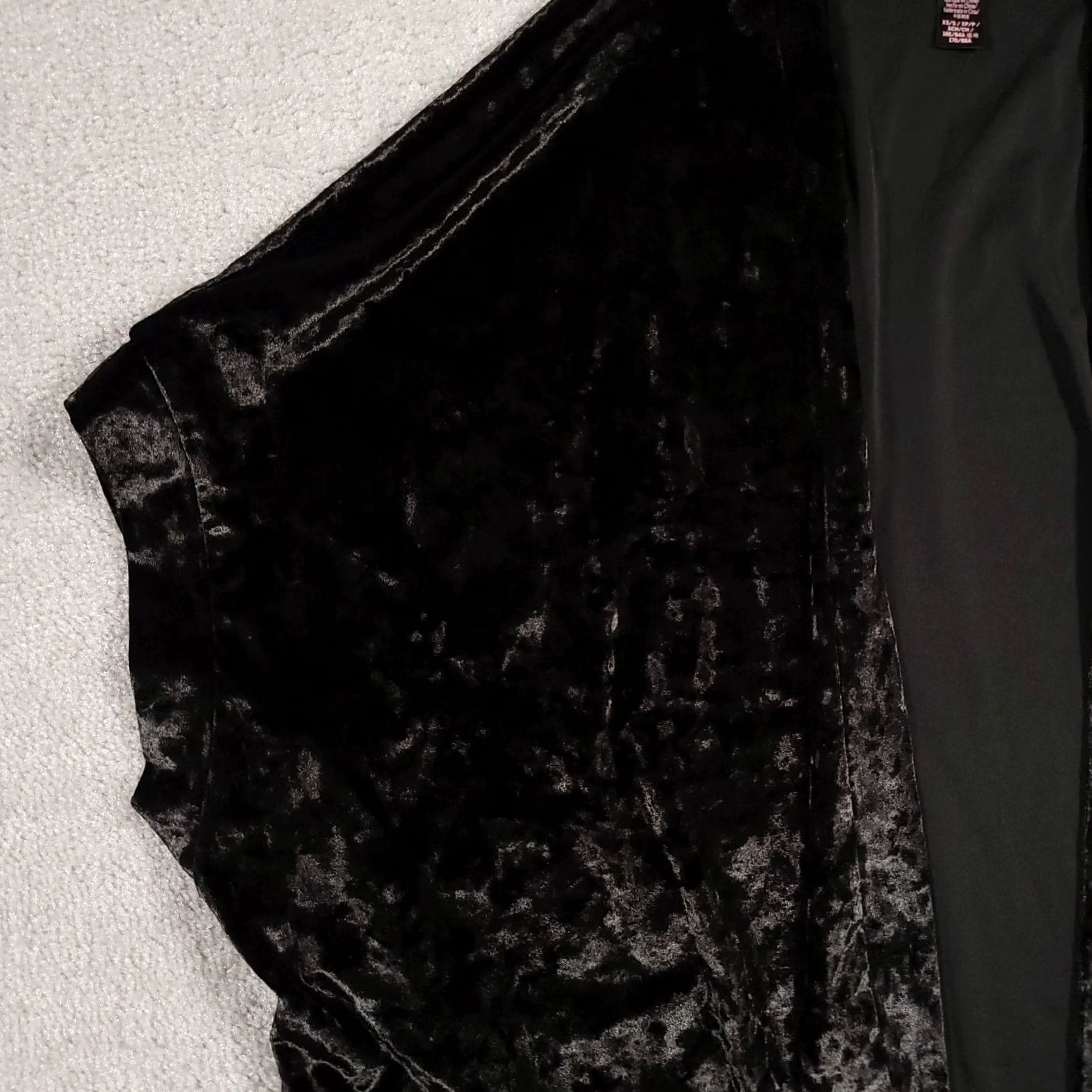 Victoria's Secret VINTAGE Victoria's Secret Crushed Velvet Open Kimono Robe Cover Up Women XS/S Black Size ONE SIZE - 4 Thumbnail