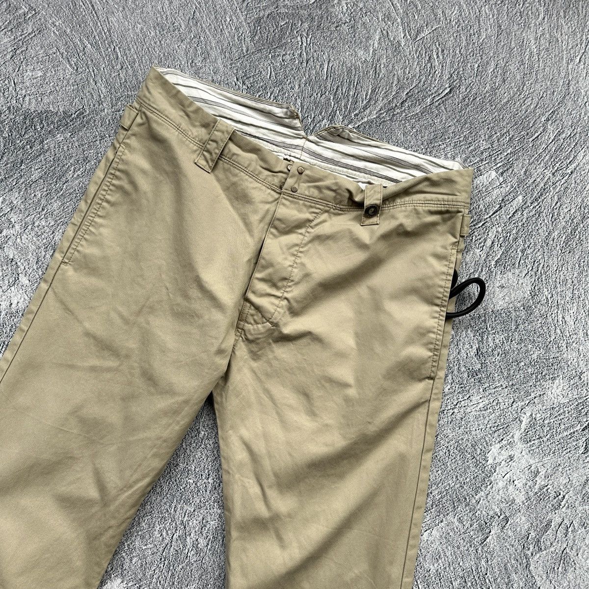 Diesel Men’s Diesel Chino Pants Beige (Made In Hong Kong) Size: 31 Size US 31 - 2 Thumbnail