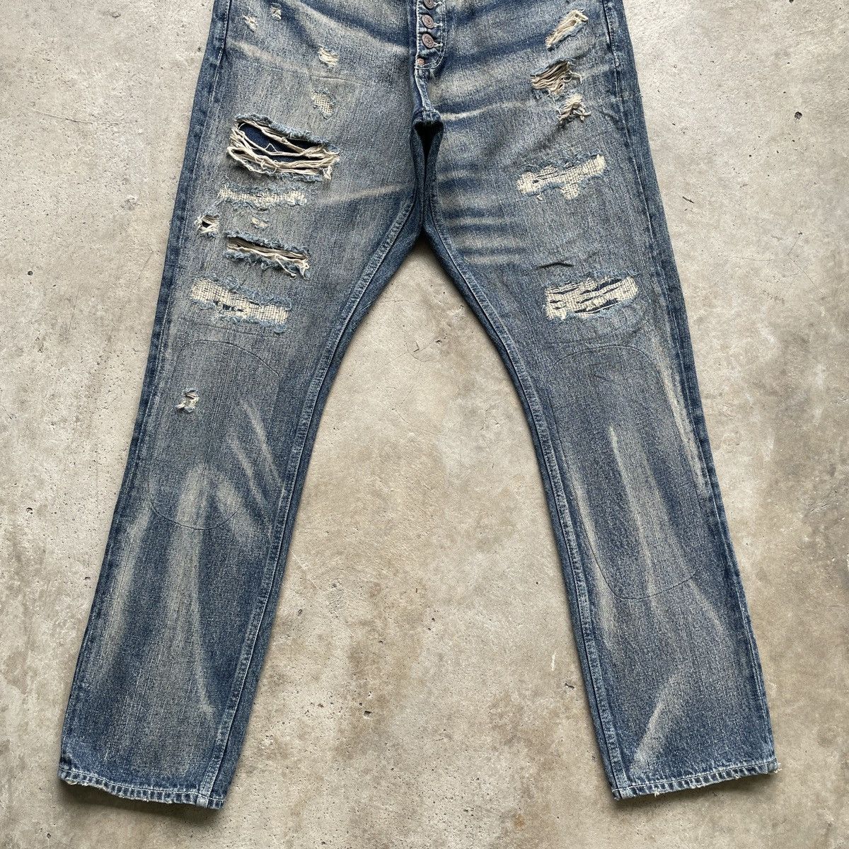 Japanese Brand Rare Vintage Bonds & Peace Distressed Faded Jeans Pants W31 Size US 31 - 4 Thumbnail