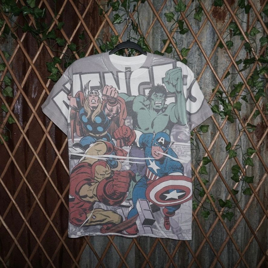 Vintage Medium - Vintage Y2K avengers 2000s marvel comic aop t-shirt Size US M / EU 48-50 / 2 - 1 Thumbnail