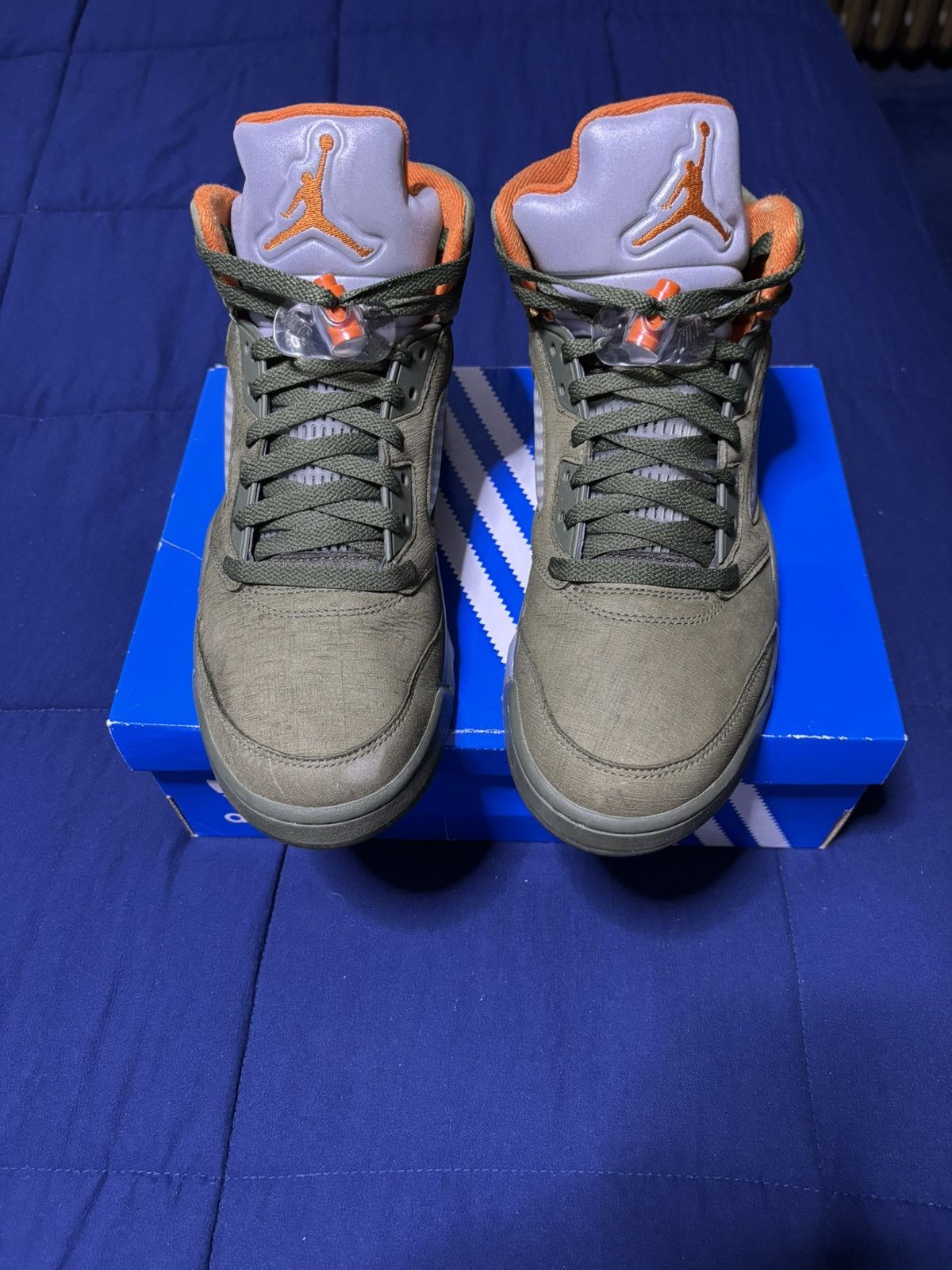 Jordan Brand Air Jordan 5 Retro 2024 Olive Size 9.5 Size US 9.5 / EU 42-43 - 2 Thumbnail