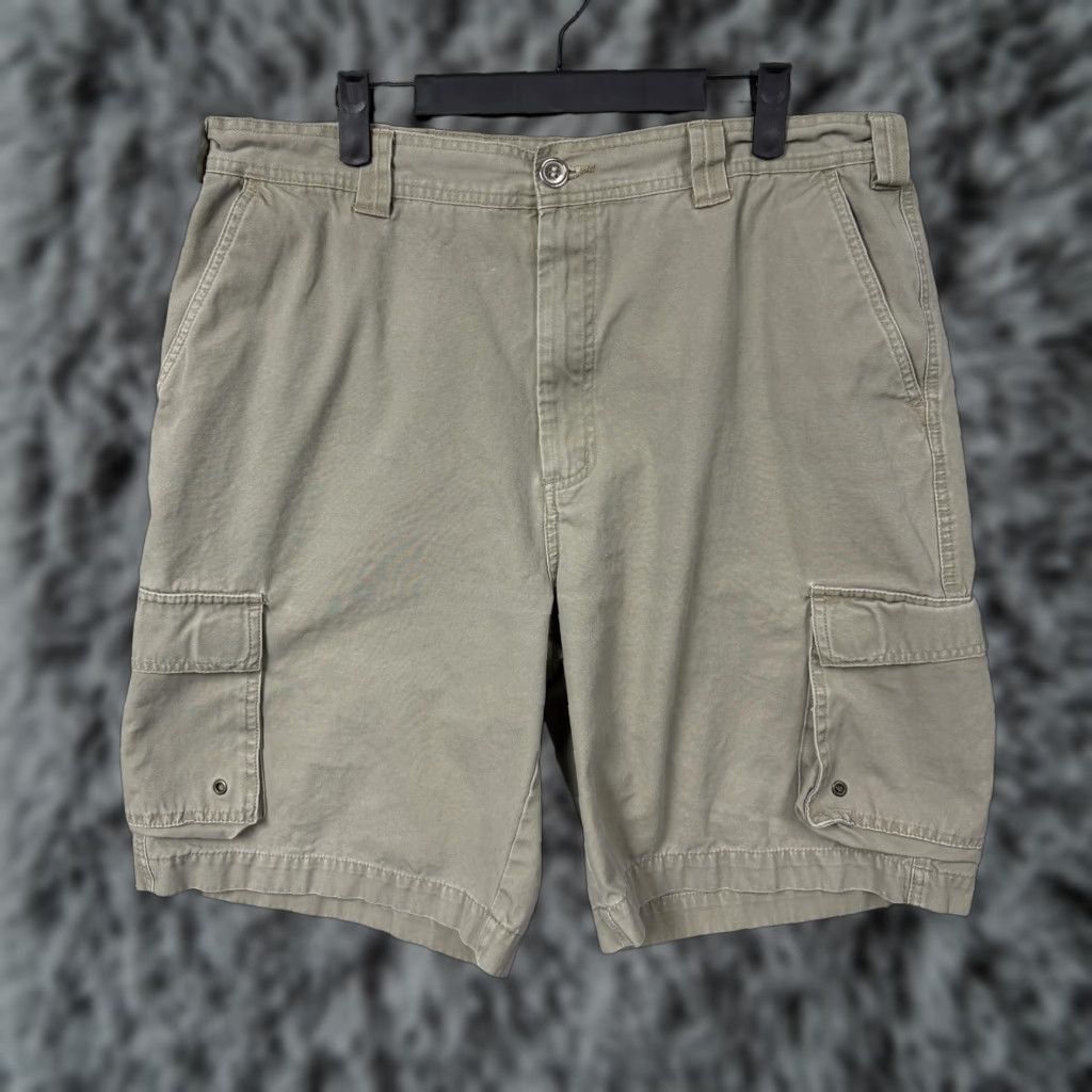 Old Navy VINTAGE Old Navy Cargo Shorts Mens 36 Khaki Canvas Flat Front 10 In Inseam Cargo Pockets Casual Summer Size US 36 / EU 52 - 1 Thumbnail