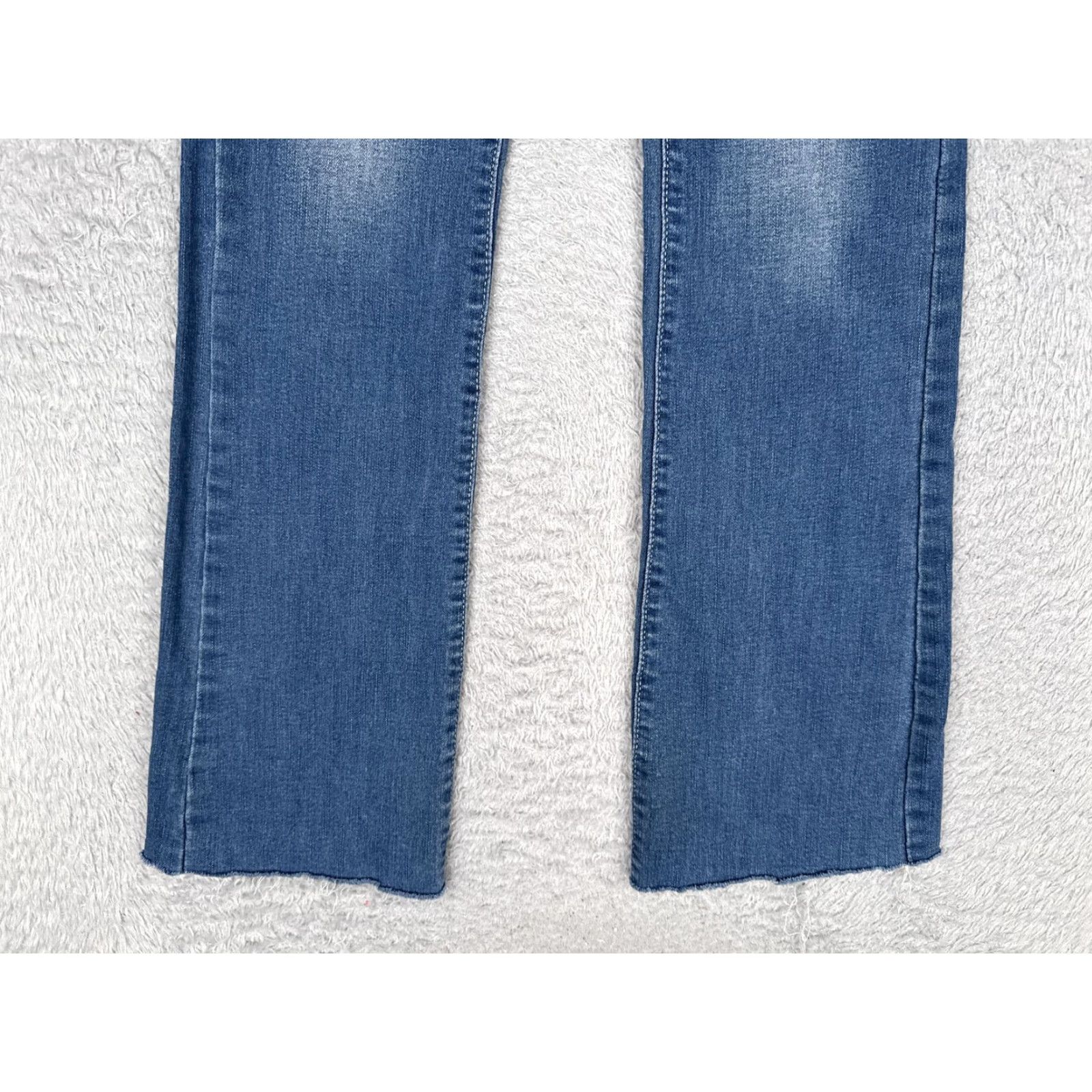 Shein SheIn Jeans Womens 2 Blue Med Wash Mid Rise Bootcut Embroidered Cotton 24x28 Jeans Women Blue Medium Embroidered 90s Bohemian Mens Womens Size 26" / US 2 / IT 38 - 2 Thumbnail
