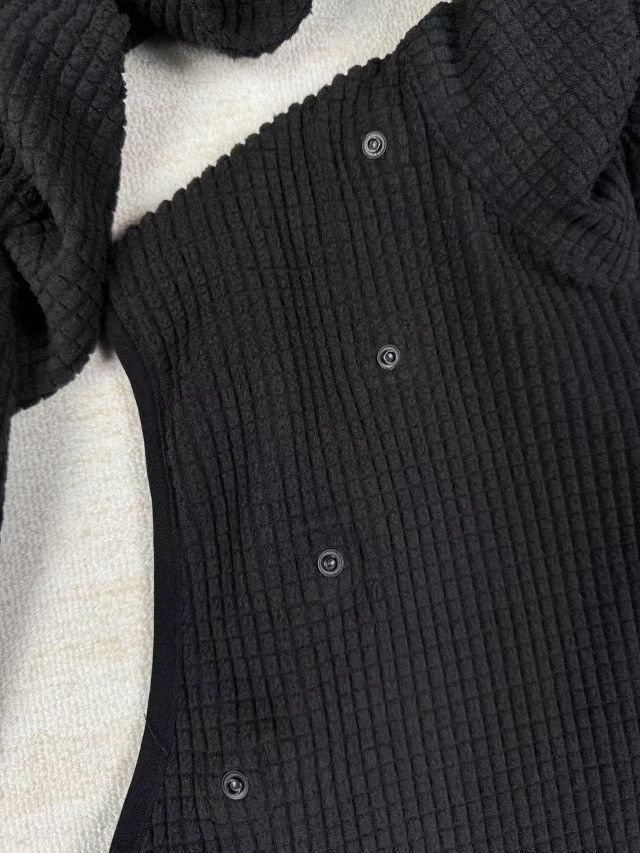 Japanese Brand DETACHABLE SLEEVE GRID FLEECE PULL OVER | baloriginal. Size US S / EU 44-46 / 1 - 9 Thumbnail