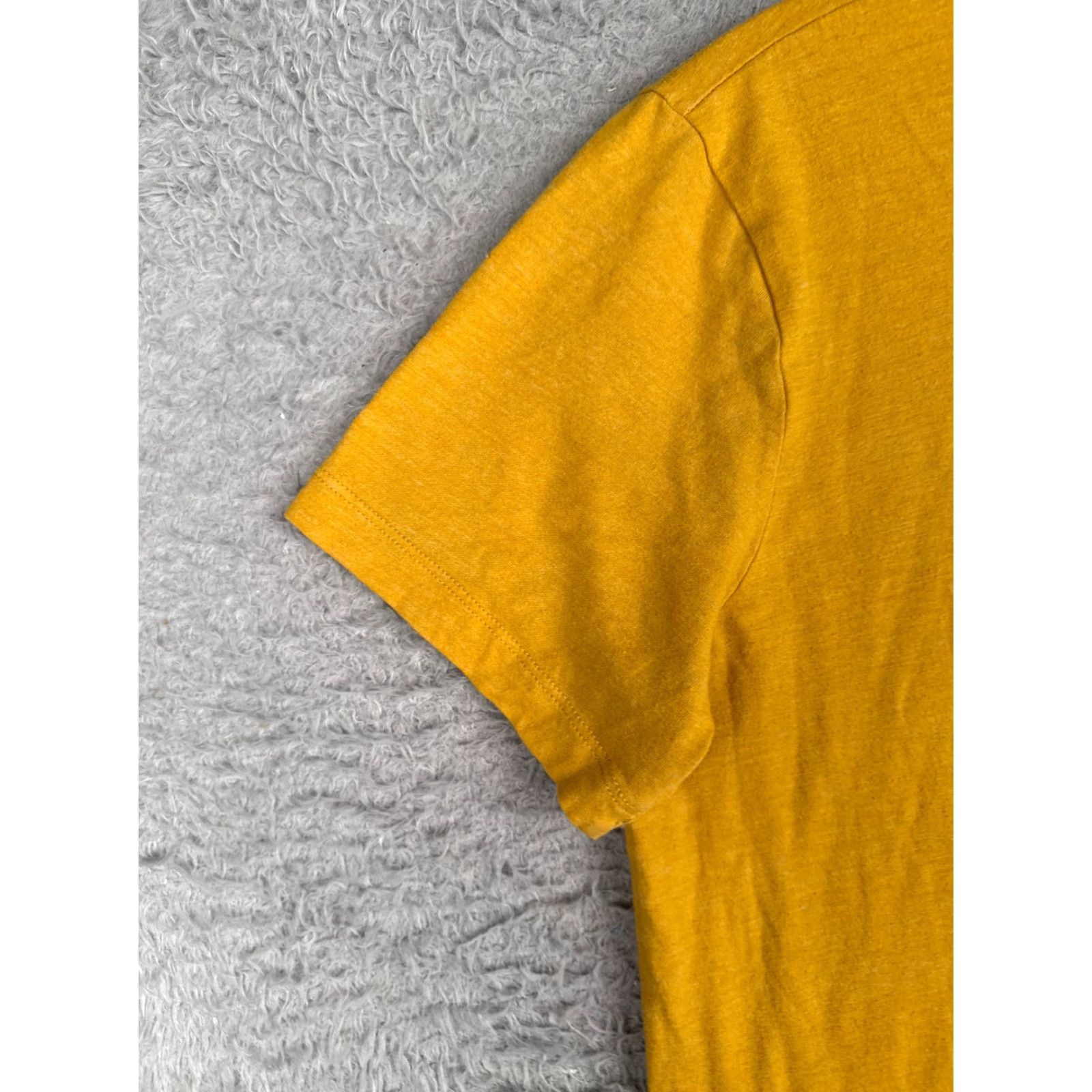The North Face The North Face Shirt Women Medium Yellow Crew Neck Polyester Tri-Blend Camp READ Size M / US 6-8 / IT 42-44 - 3 Thumbnail