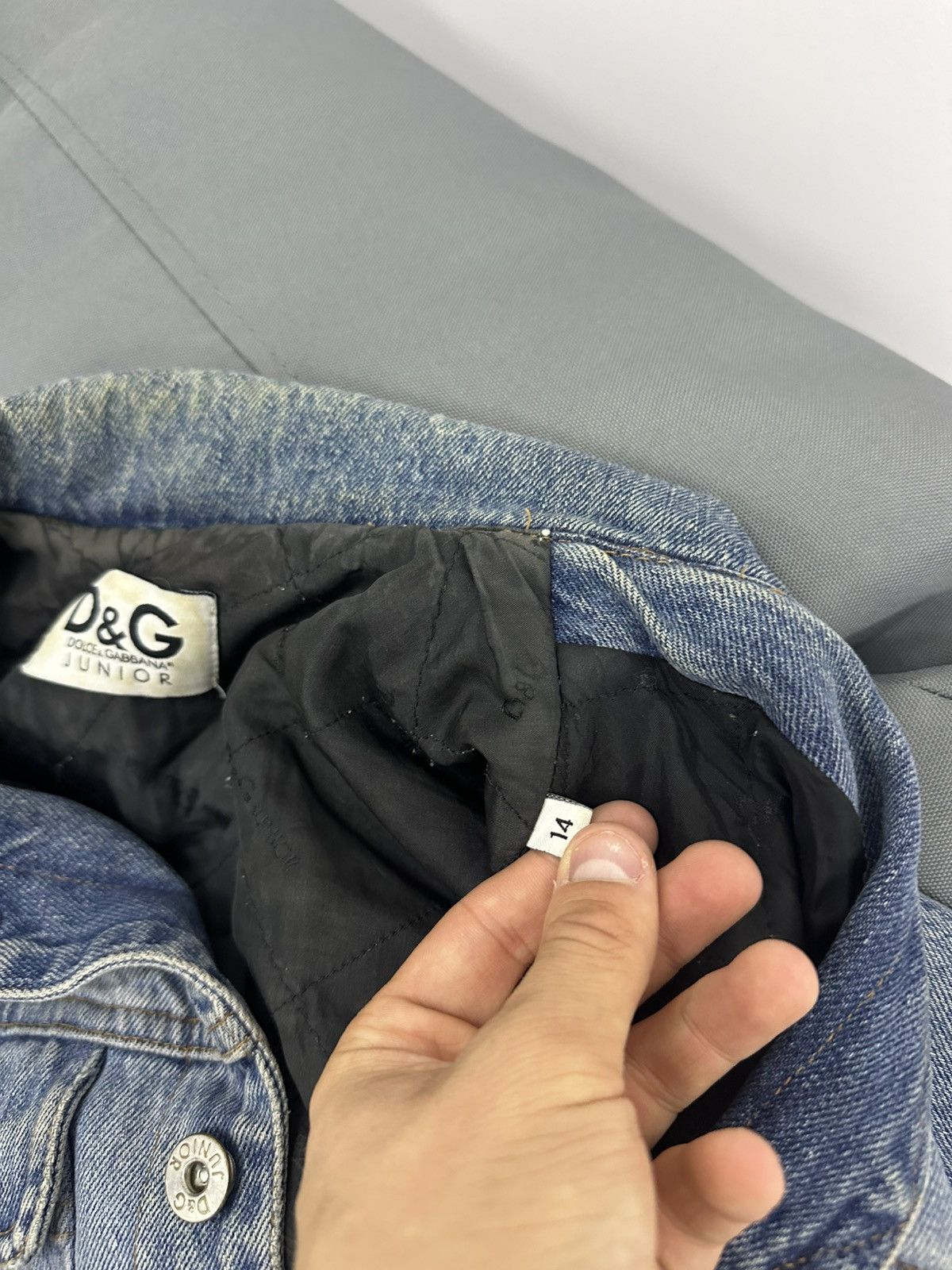 Dolce & Gabbana Dolce Gabbana Vintage 90s Denim Jacket Made in Italy Size M / US 6-8 / IT 42-44 - 10 Thumbnail