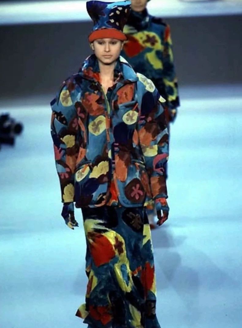 Issey Miyake Issey Miyake Blue silk blended floral cardigan Size M / US 6-8 / IT 42-44 - 2 Thumbnail