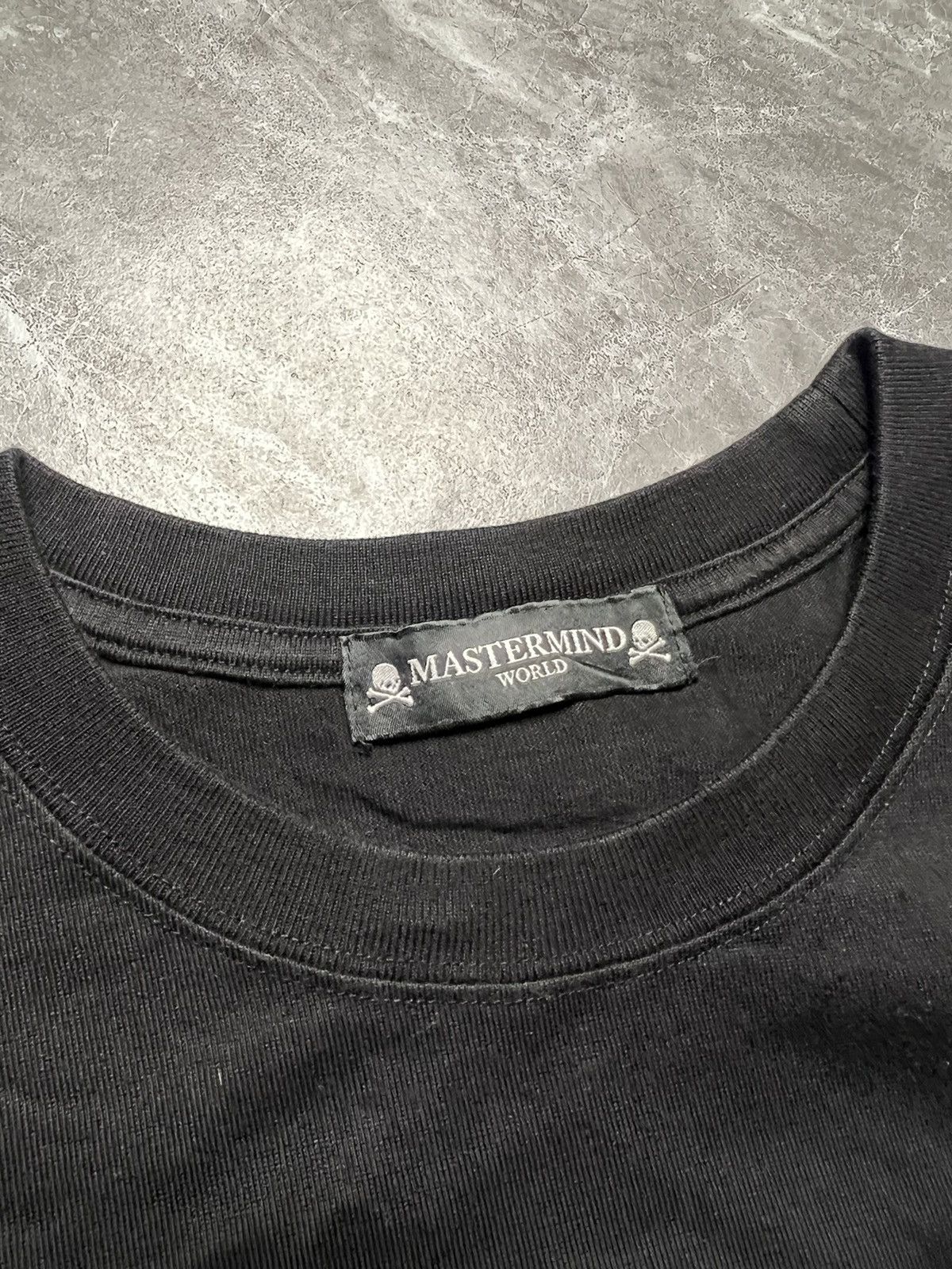 Mastermind Japan Mastermind World Coloured Logo Tee With Back Skull Print Size US L / EU 52-54 / 3 - 7 Thumbnail