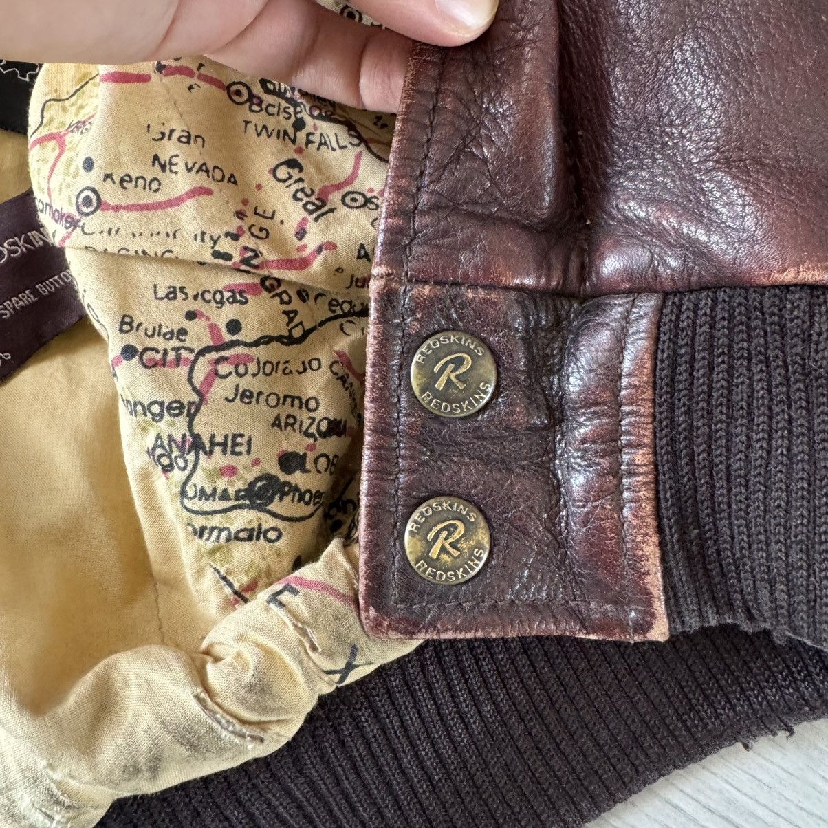 NFL Vintage Redskins Leather Bomber Jacket Size US L / EU 52-54 / 3 - 18 Thumbnail