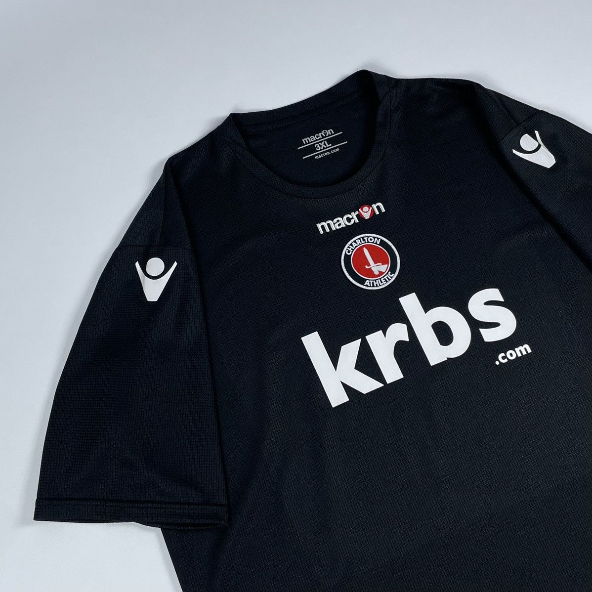 Macron Macron Charlton Athletic FC Soccer Jersey Football T-shirt Size US XXL / EU 58 / 5 - 6 Thumbnail