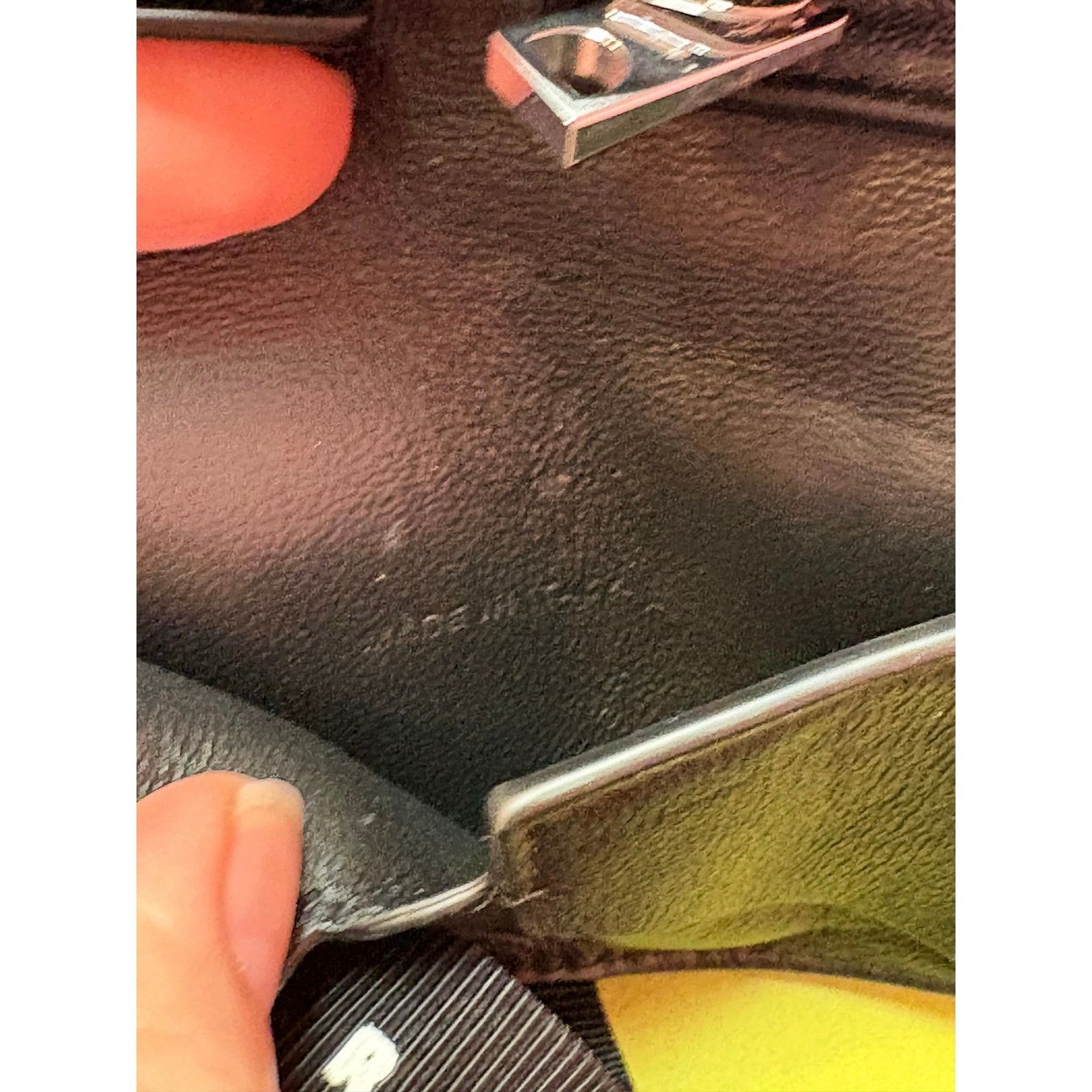 Marni Marni Logo Strap Brushed Effect Wallet NWT Size ONE SIZE - 8 Thumbnail