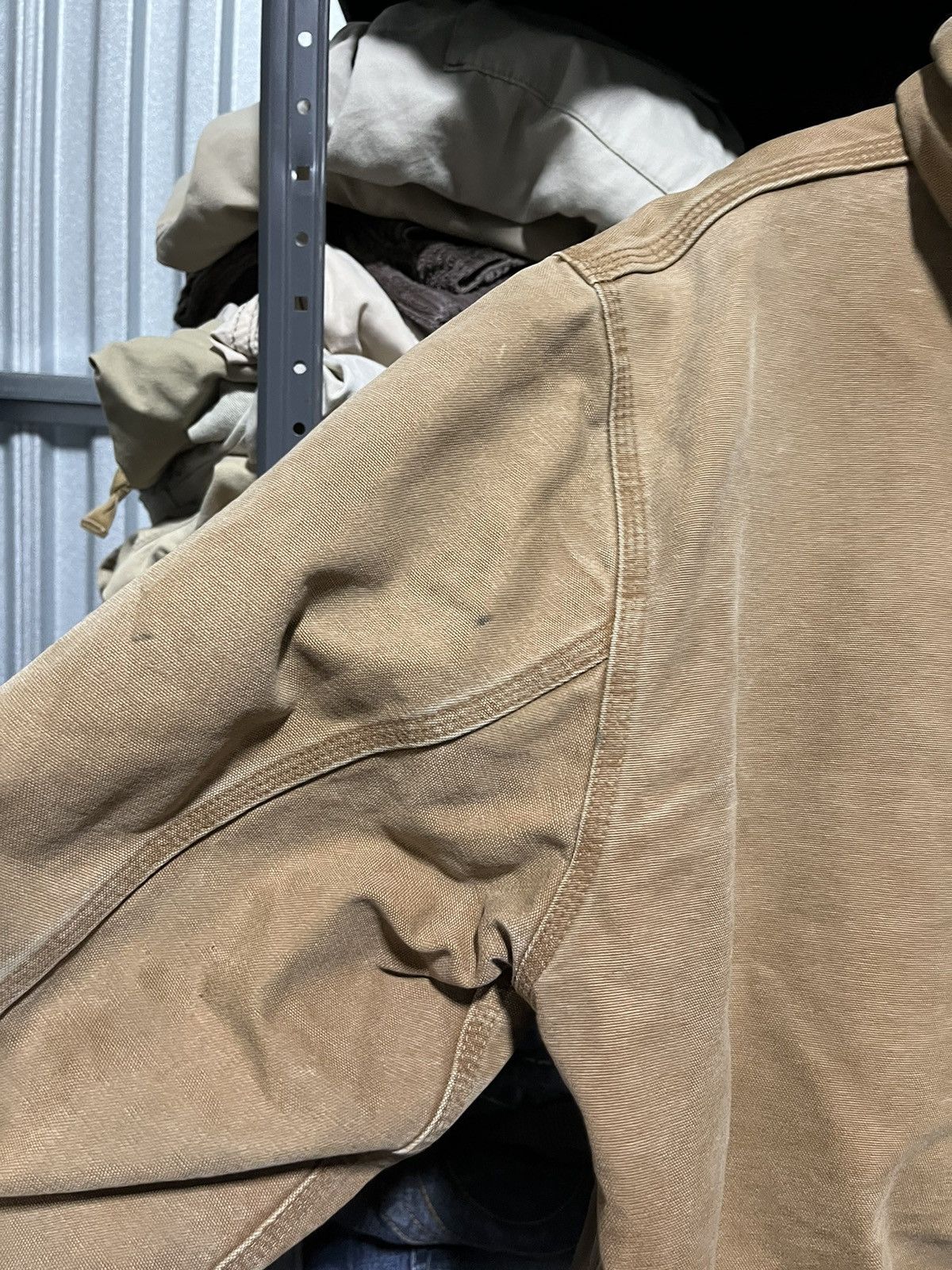 Carhartt × Vintage Crazy Vintage Thrashed Carhartt Hooded Jacket Faded Workwear Size US XL / EU 56 / 4 - 12 Thumbnail