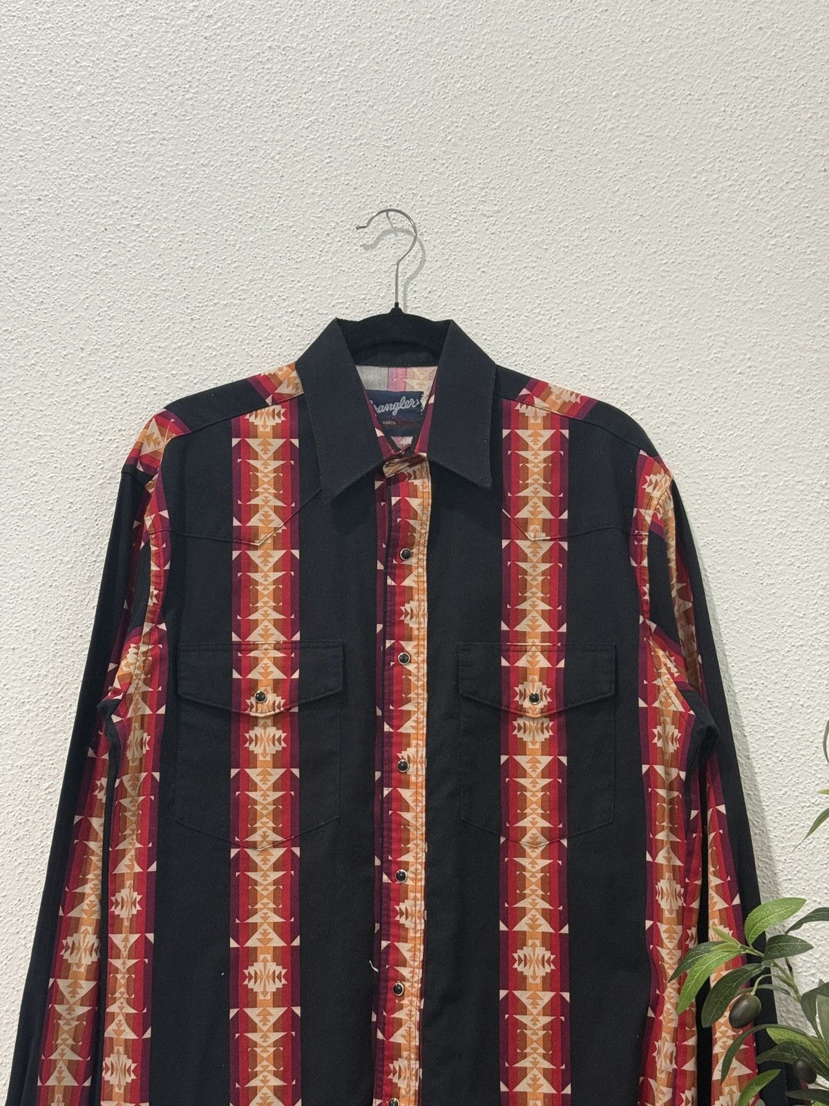 Wrangler Vtg 90s Wrangler Brushpopper Pearl Snap Western Aztec Sunset Size US L / EU 52-54 / 3 - 2 Thumbnail