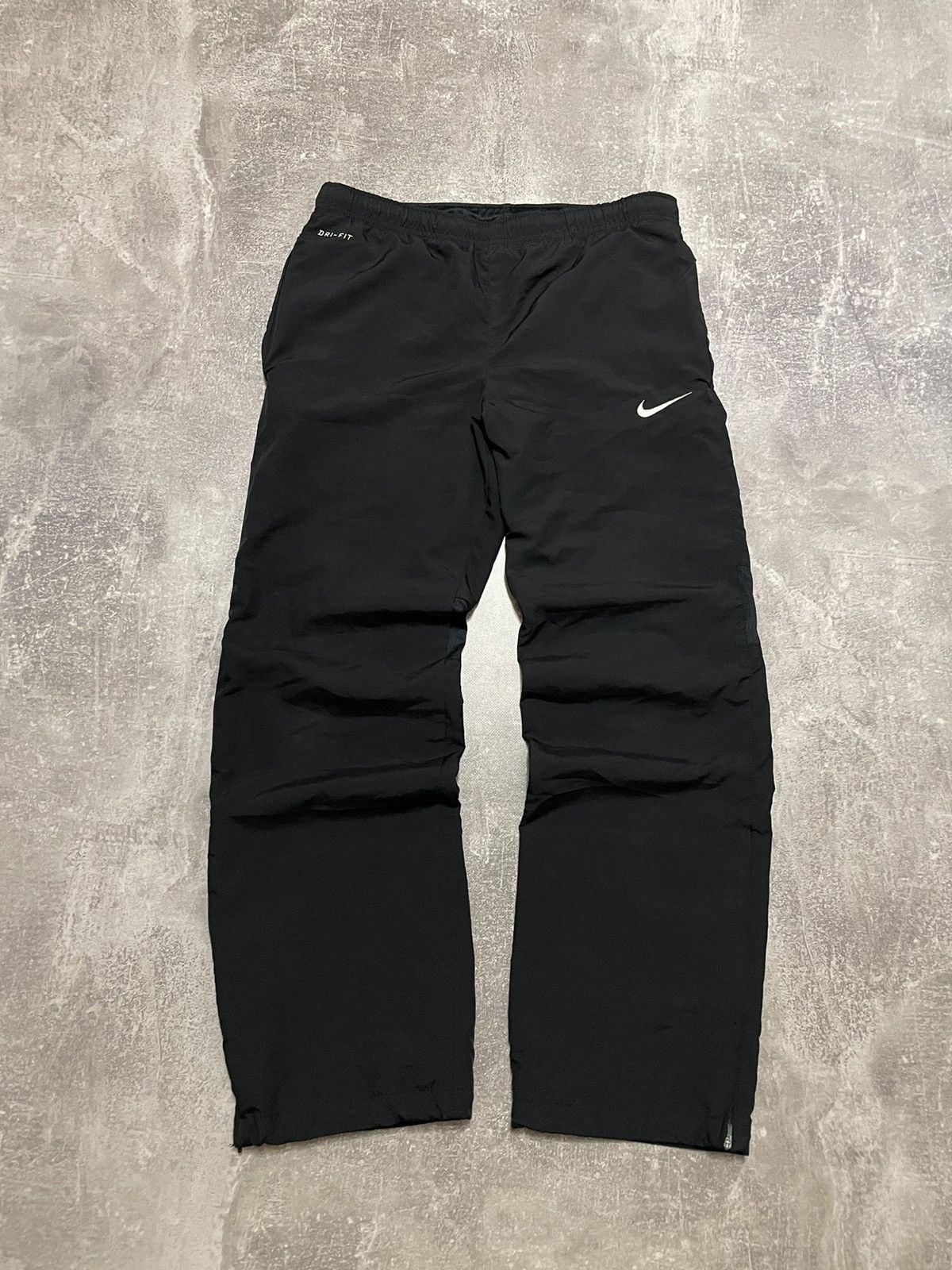 Nike Vintage Nike Parachute Black Nylon Track Pants Drill Size US 30 / EU 46 - 5 Thumbnail