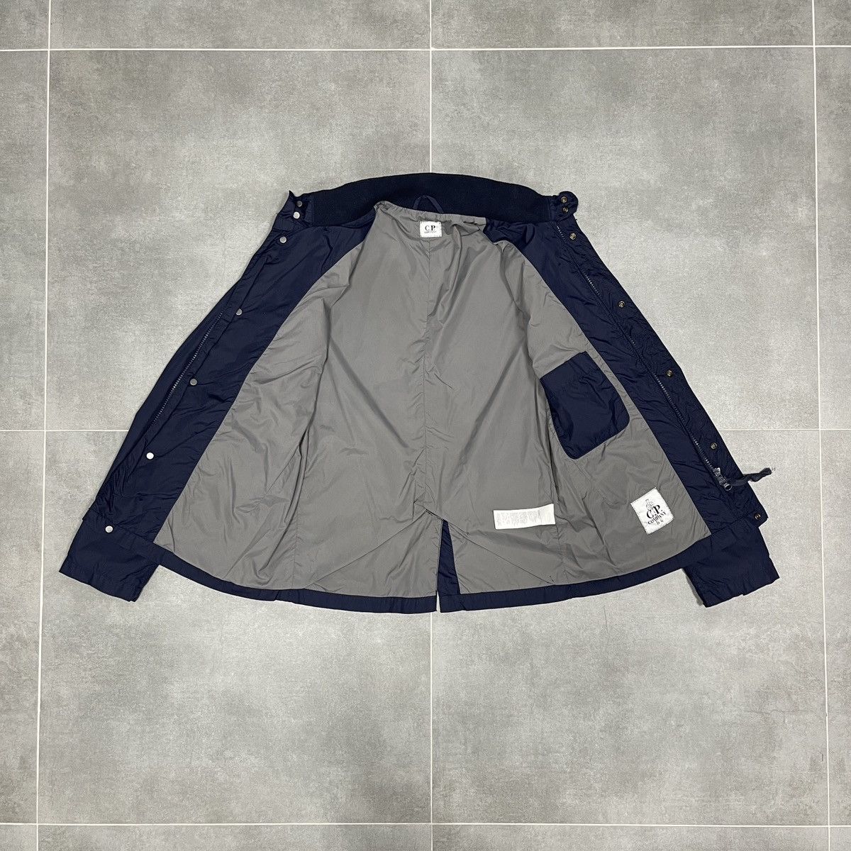 C.P. Company C.P. Company Nylon Jacket Size 46 Size US S / EU 44-46 / 1 - 13 Thumbnail