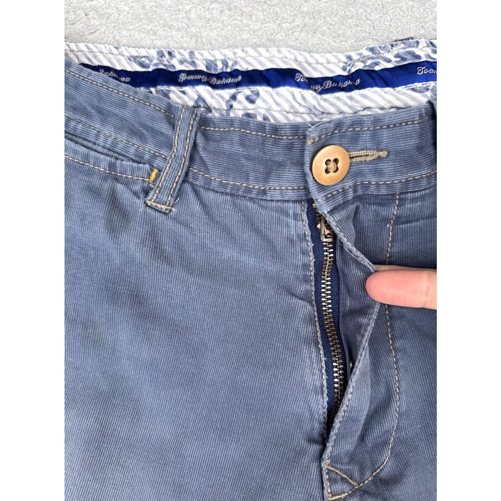 Tommy Bahama TOMMY BAHAMA Chino Shorts Adult 30 Blue Casual Stretch Flat Front Cotton Mens Size US 30 / EU 46 - 6 Thumbnail