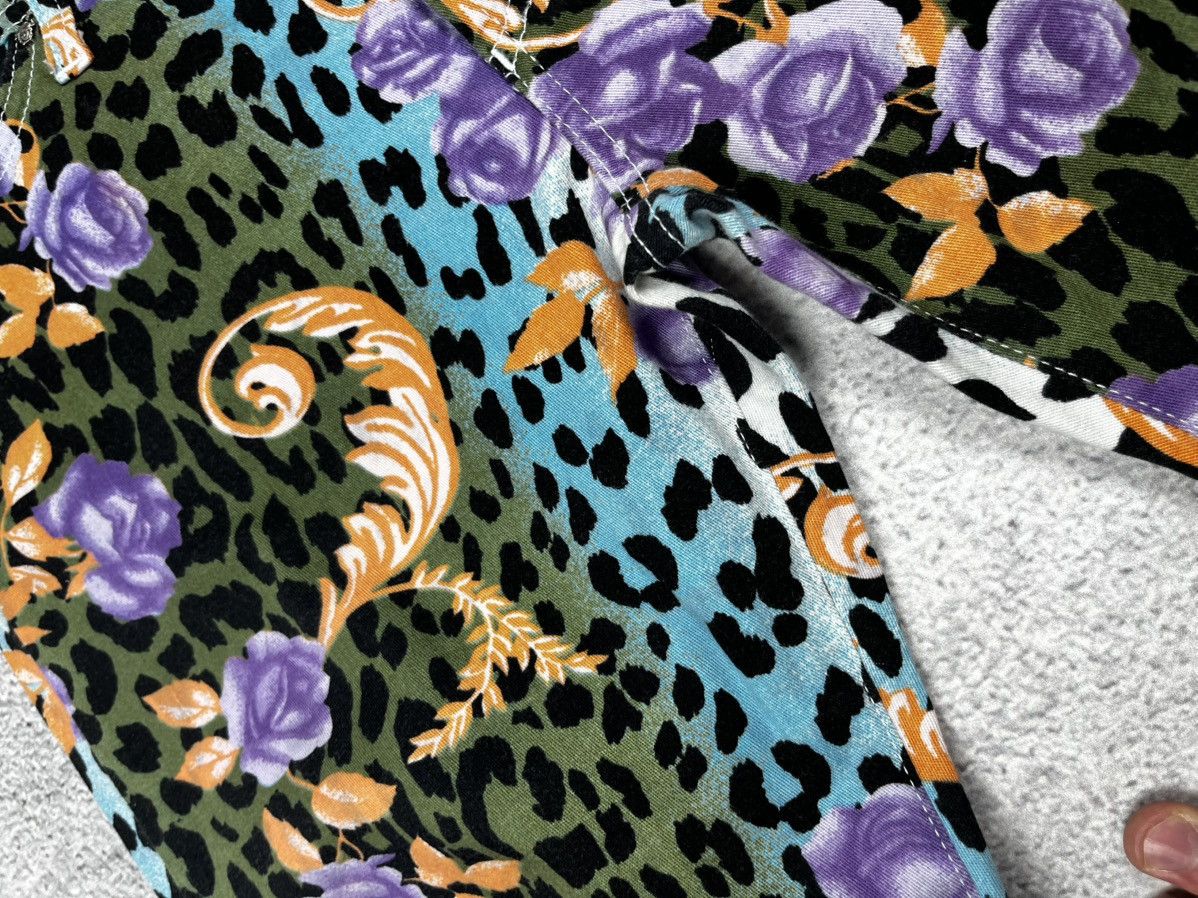 Versace Jeans Couture Gianni Versace Bold Multi-Color Leopard with Floral Print Size 28" / US 6 / IT 42 - 10 Thumbnail