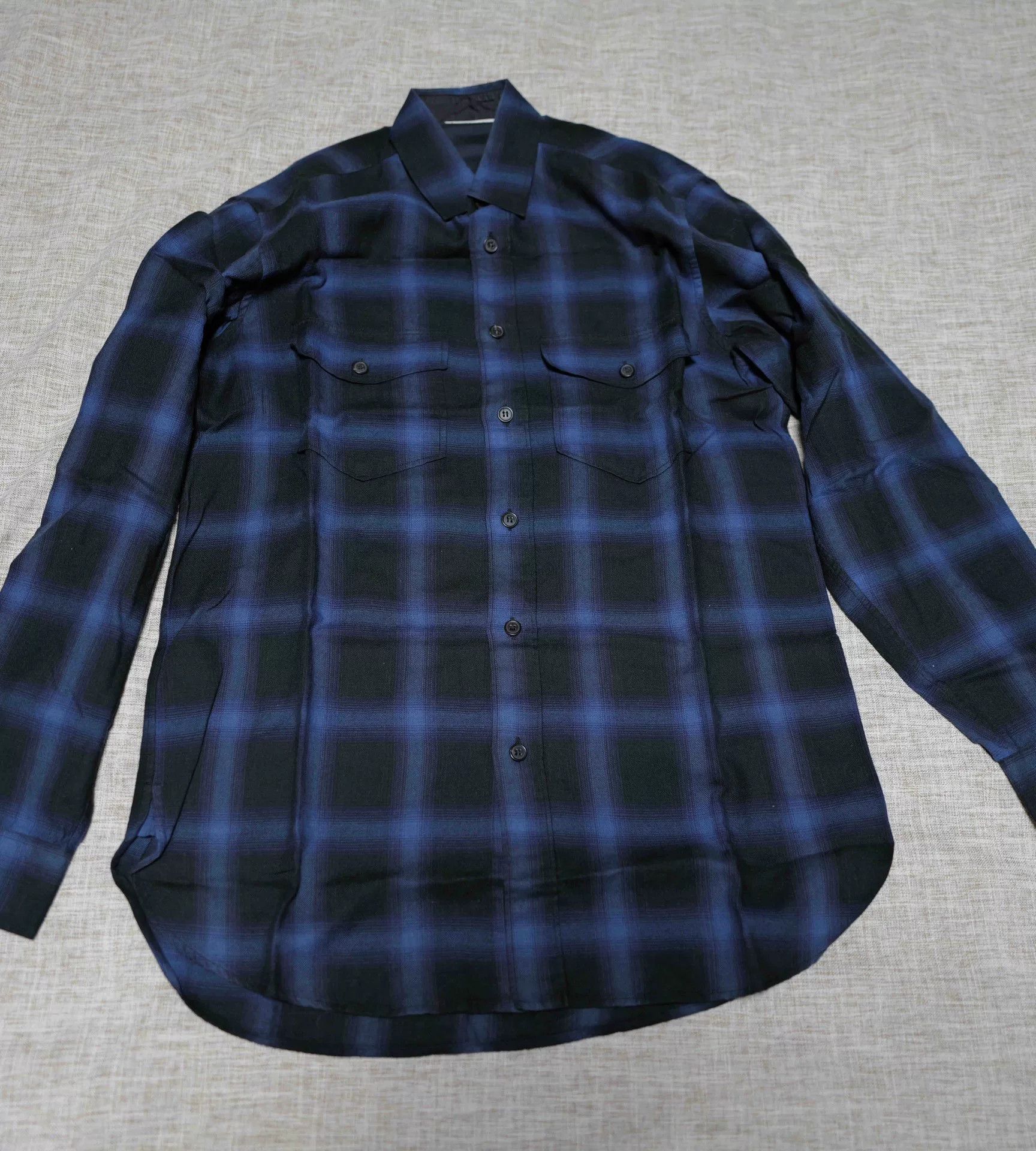 Saint Laurent Paris oversized check shirt by saint laurent. Size US S / EU 44-46 / 1 - 1 Thumbnail