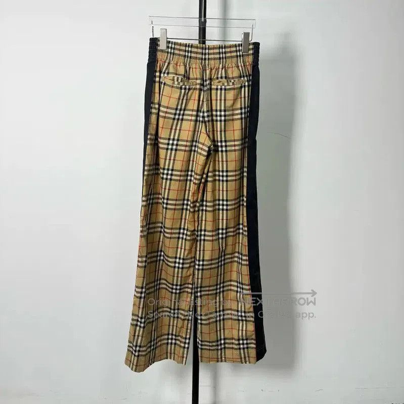 Burberry Burberry Color Blocked Cotton Casual Pants. Size 23" - 2 Thumbnail