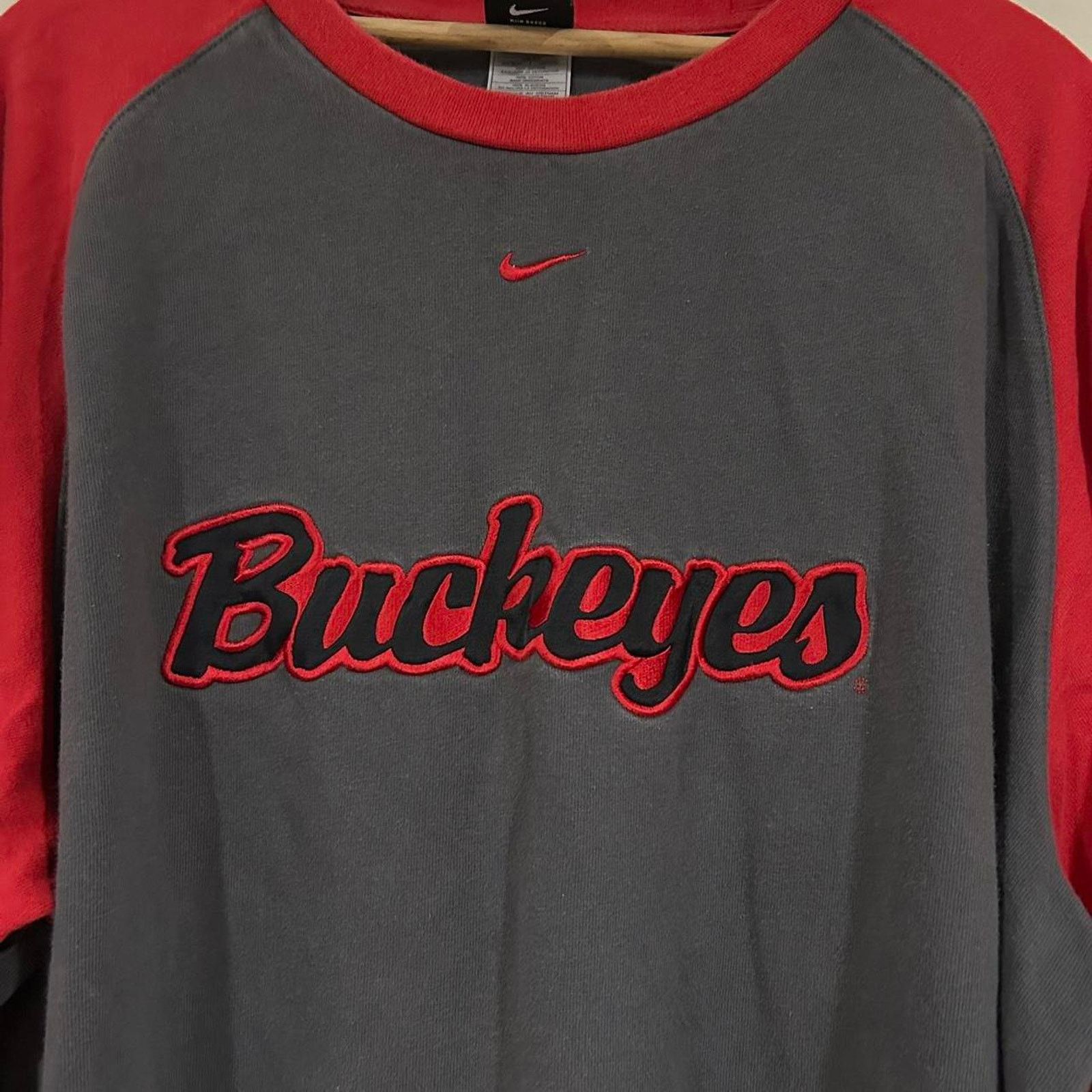 Nike Vintage Nike Ohio State Buckeyes Long Sleeve Shirt Size US XL / EU 56 / 4 - 2 Thumbnail