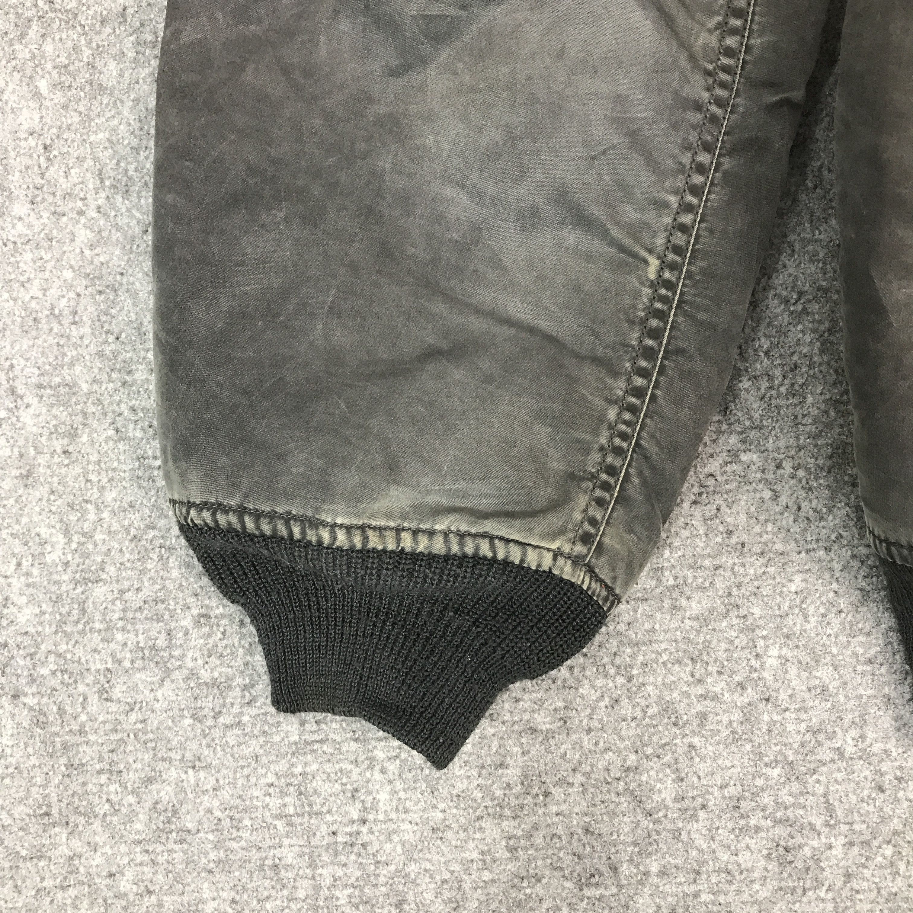 Japanese Brand Vintage air force intermediate Ma-1 Bomber jacket Size US L / EU 52-54 / 3 - 8 Thumbnail